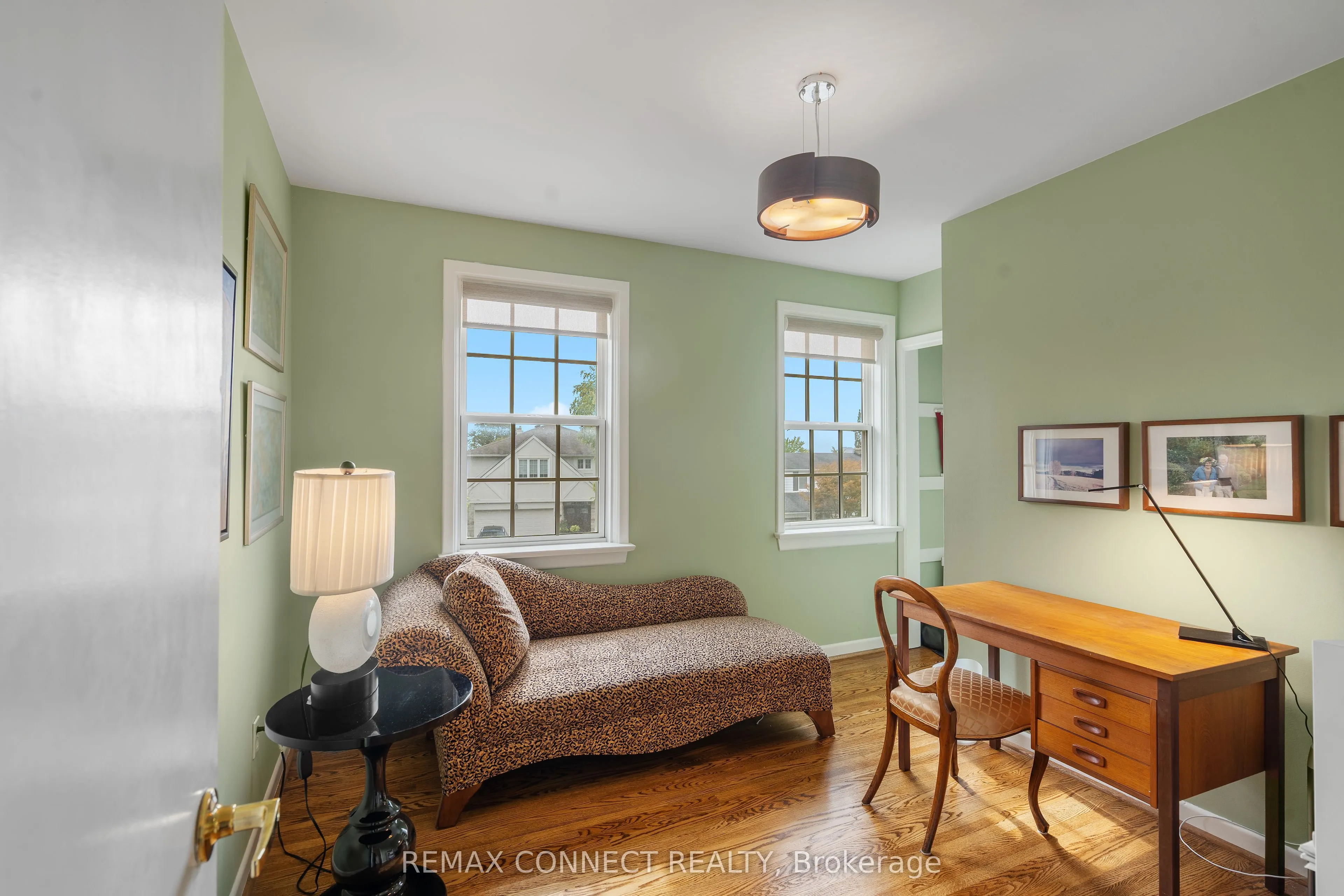 26 Averdon Crescent