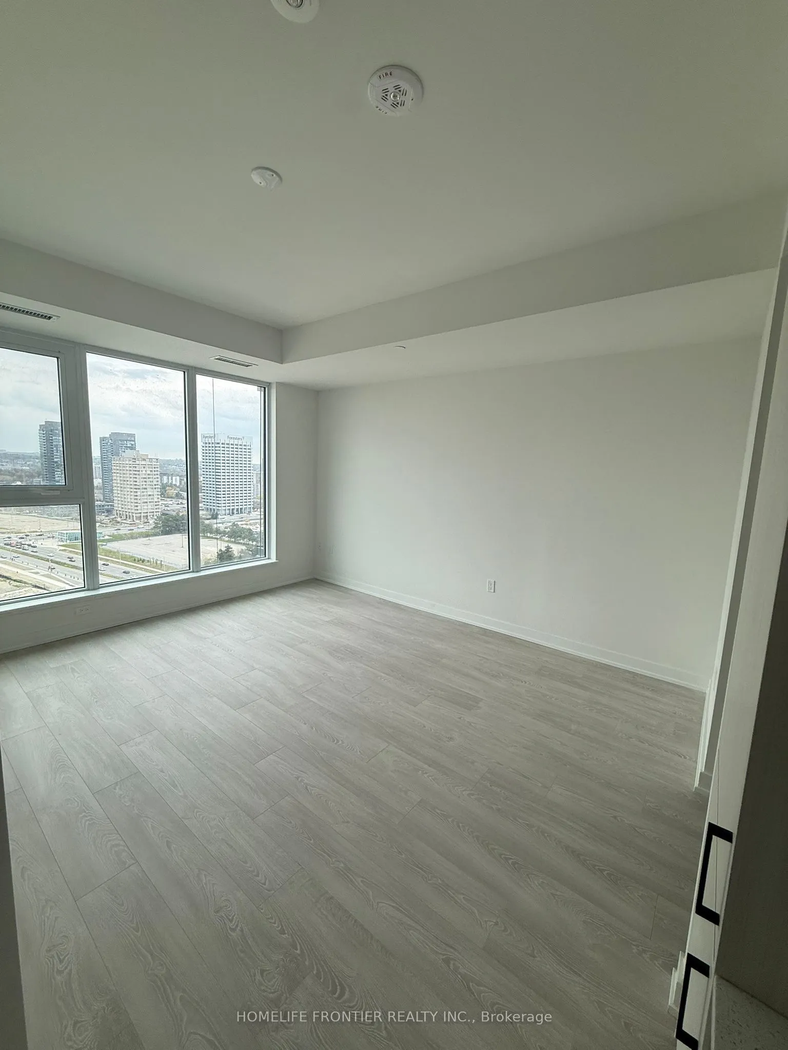 5 Quarrington Lane #2205