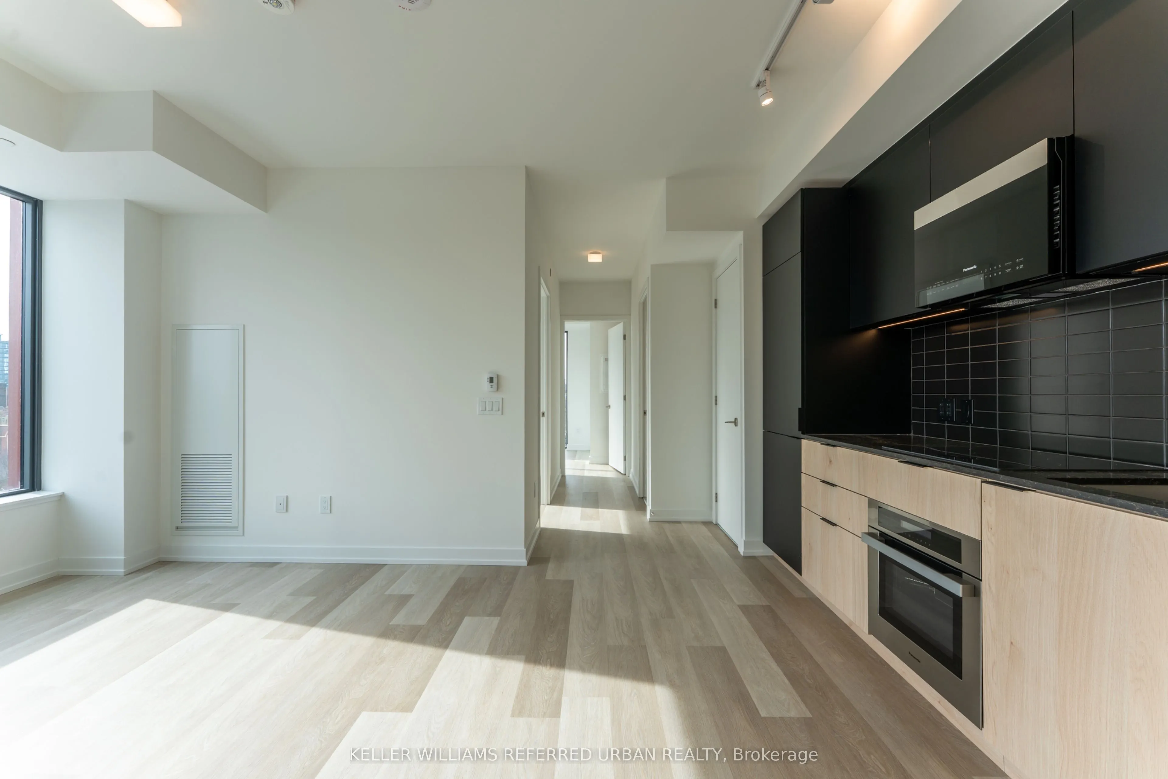 28 Eastern Avenue #822