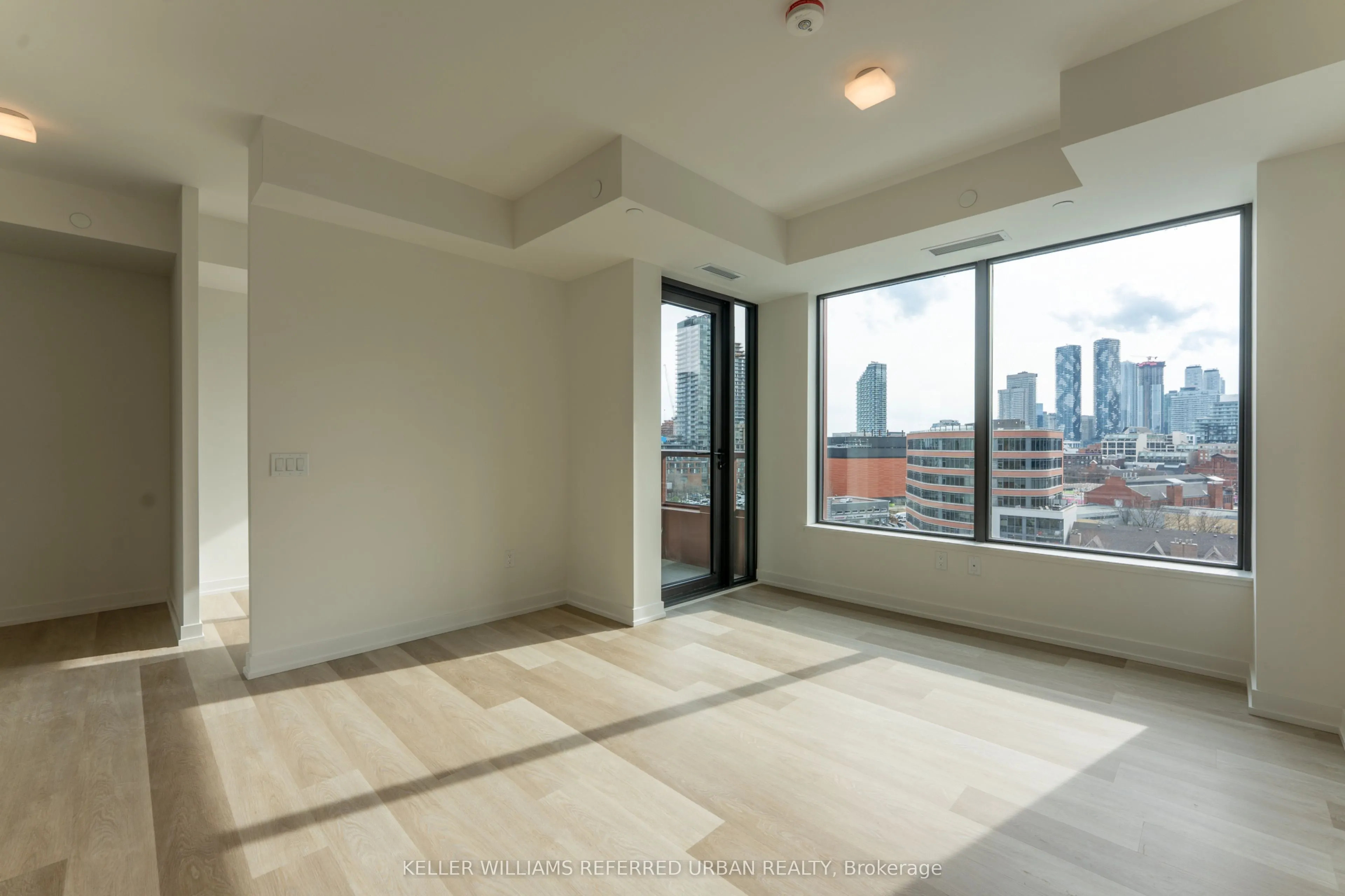 28 Eastern Avenue #822