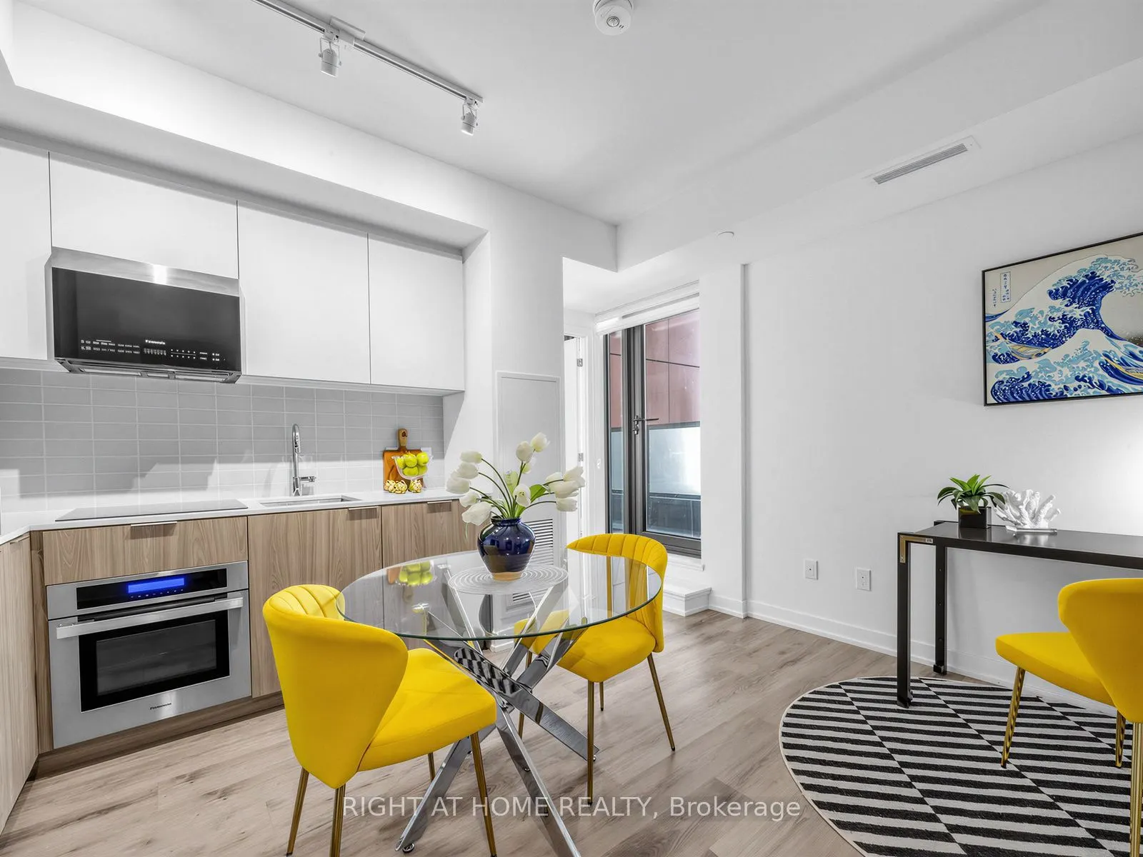 28 Eastern Avenue #723