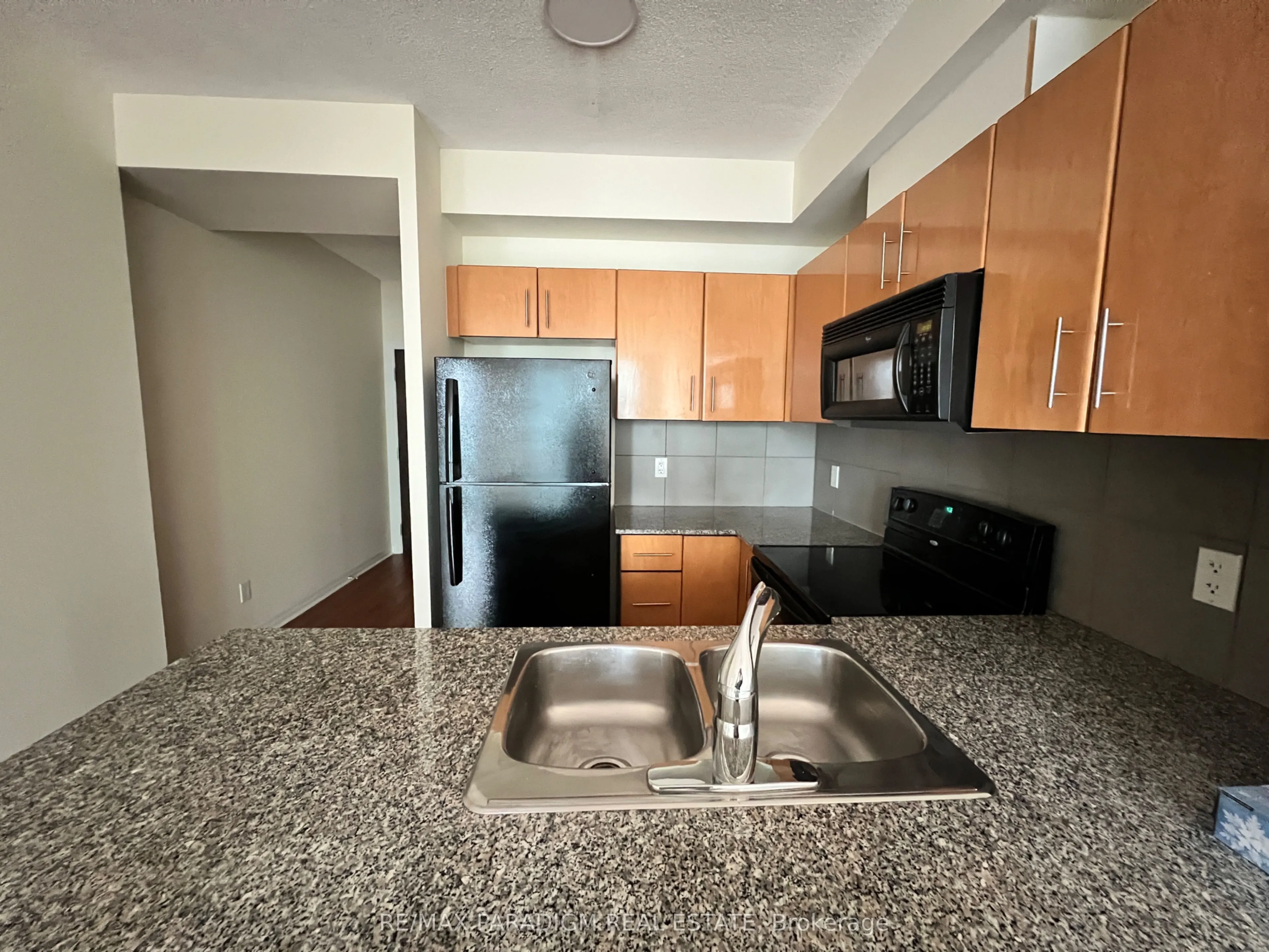 16 Yonge Street #2213