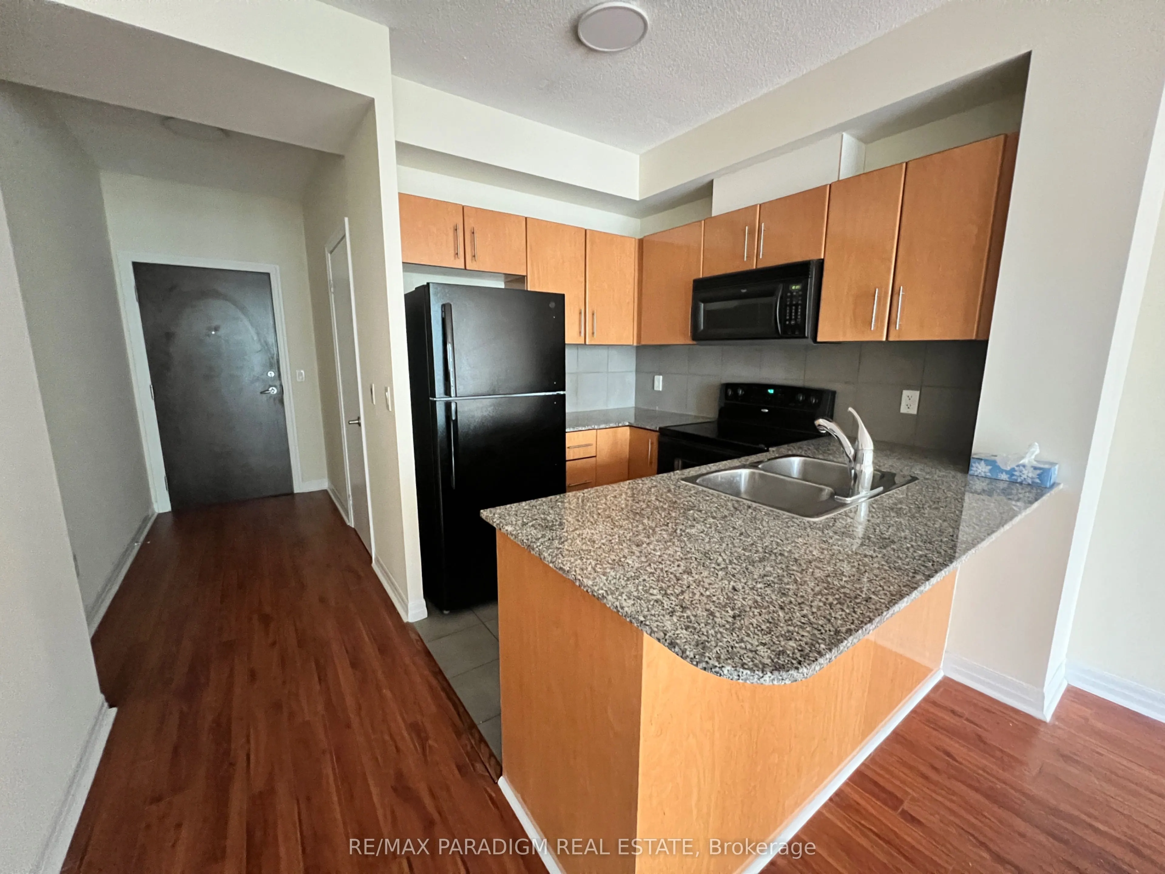 16 Yonge Street #2213