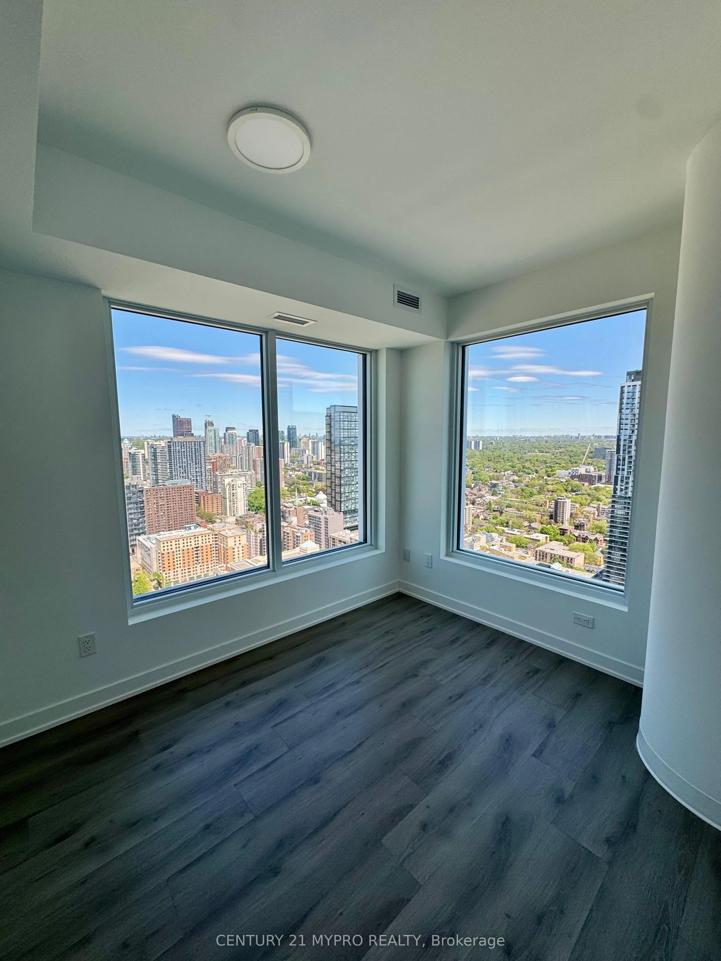 252 Church Street #4506
