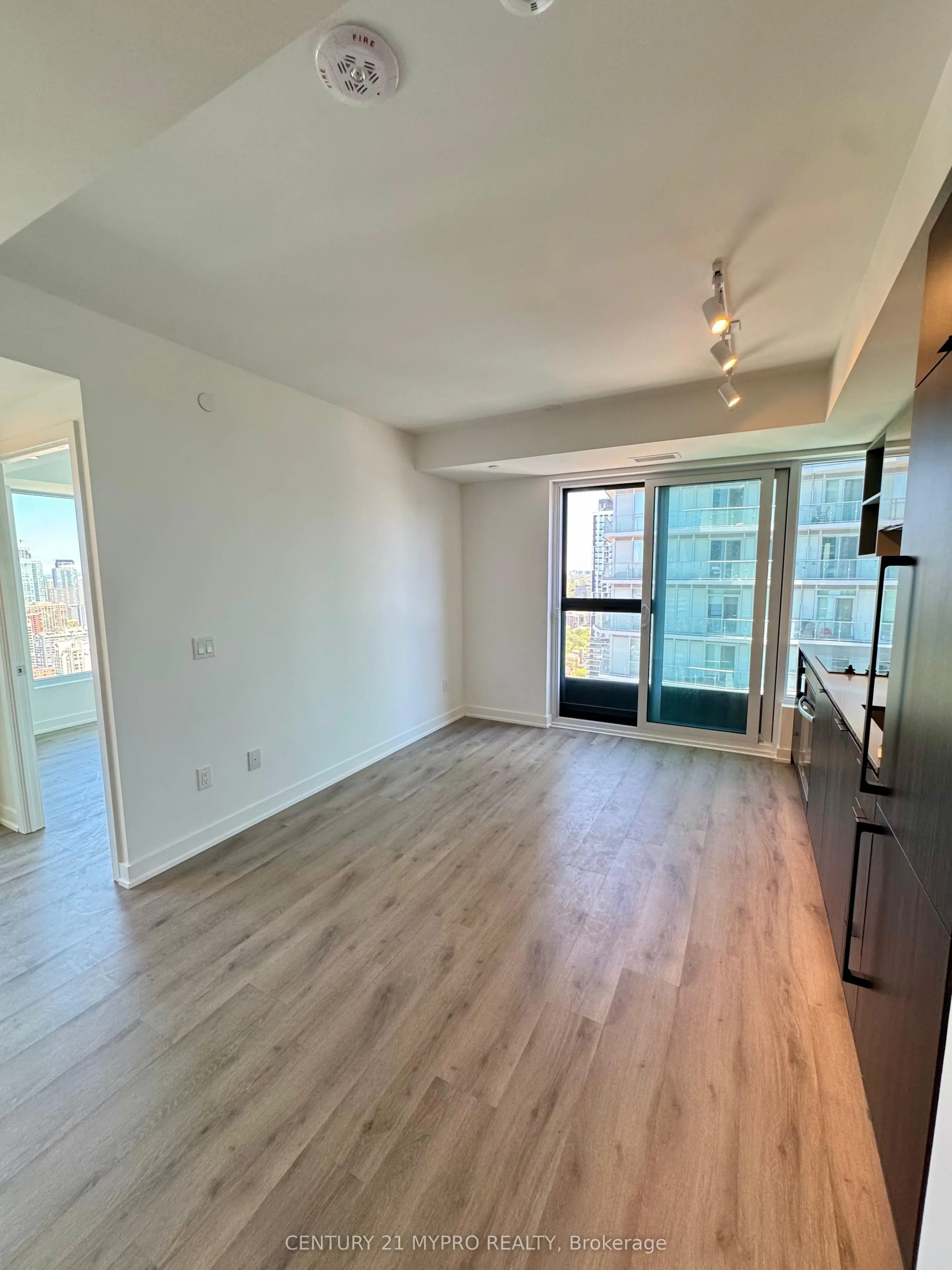 252 Church Street #4506