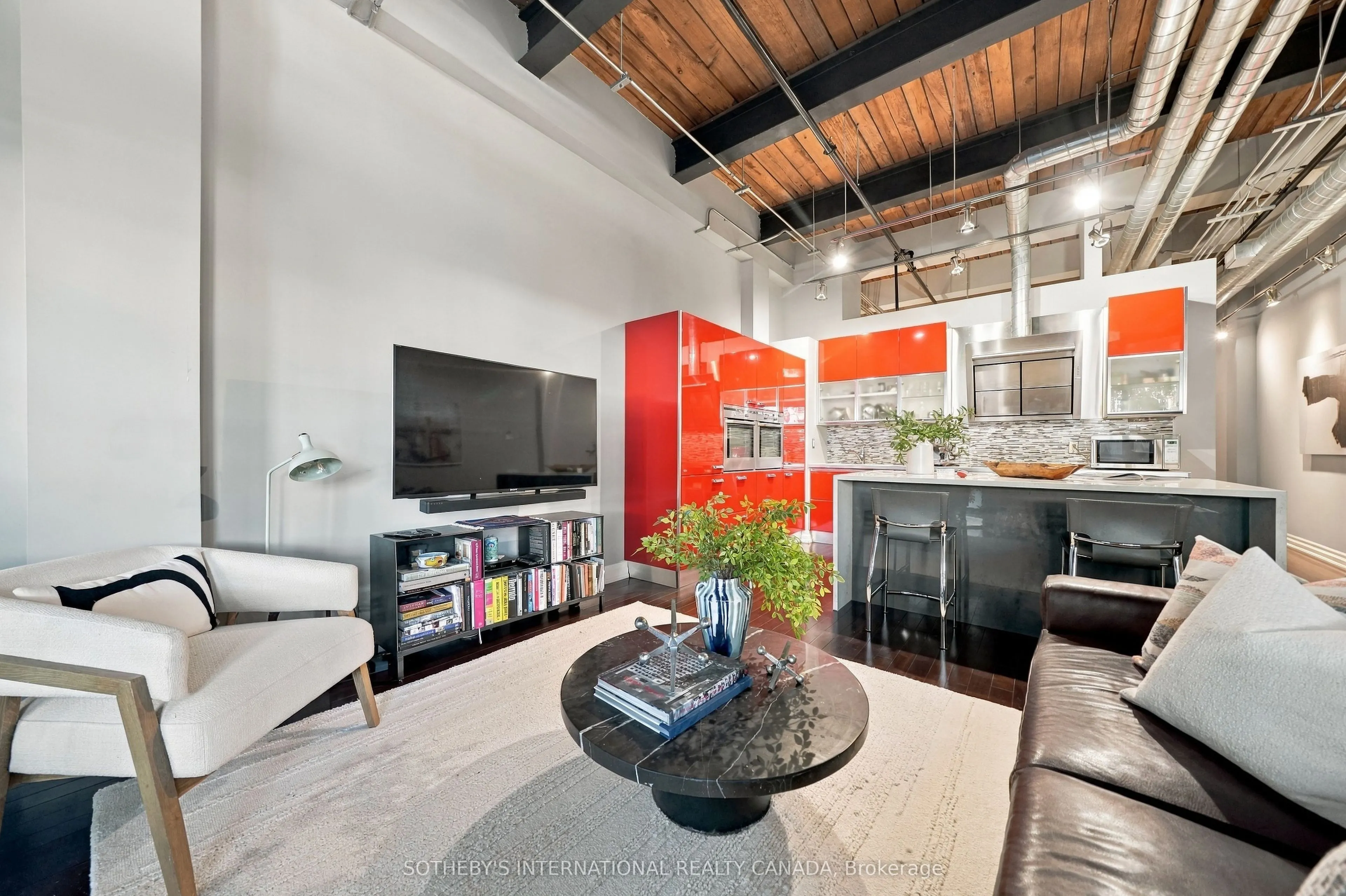 43 Hanna Avenue #103