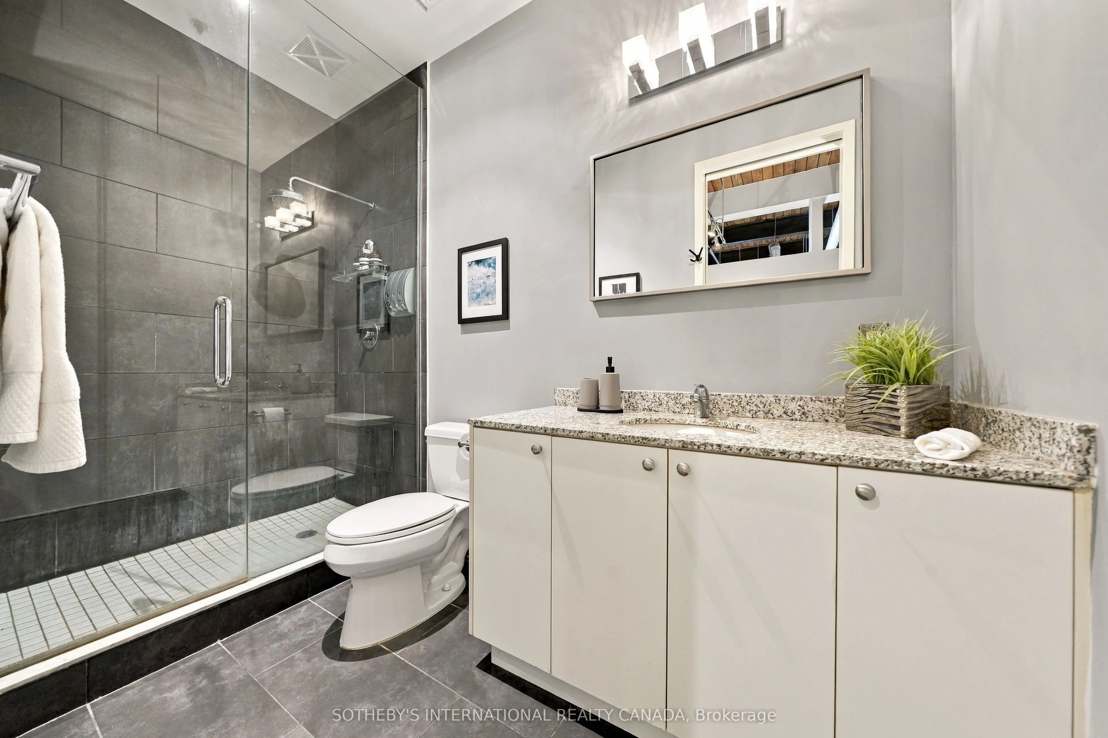 43 Hanna Avenue #103