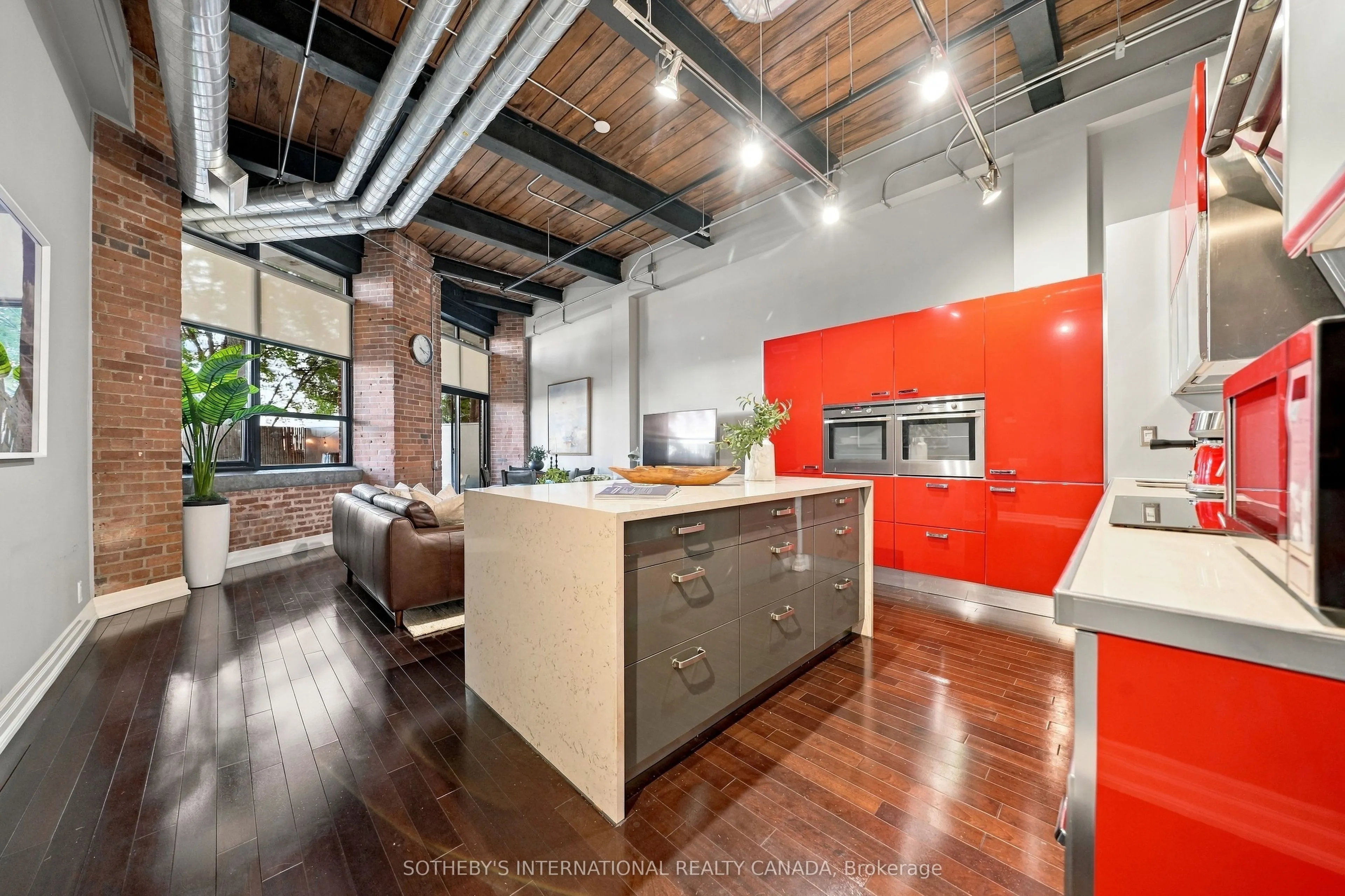 43 Hanna Avenue #103