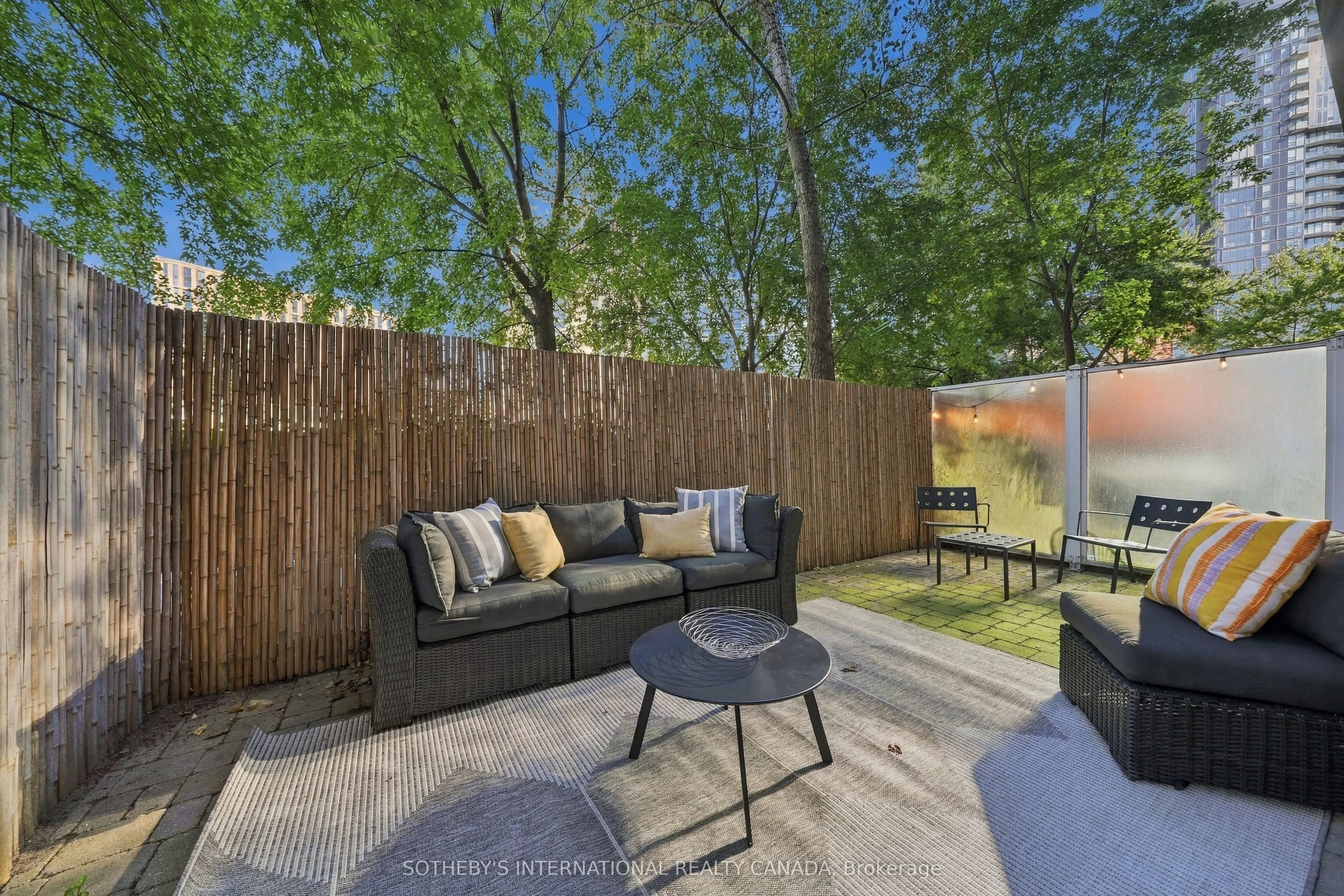 43 Hanna Avenue #103