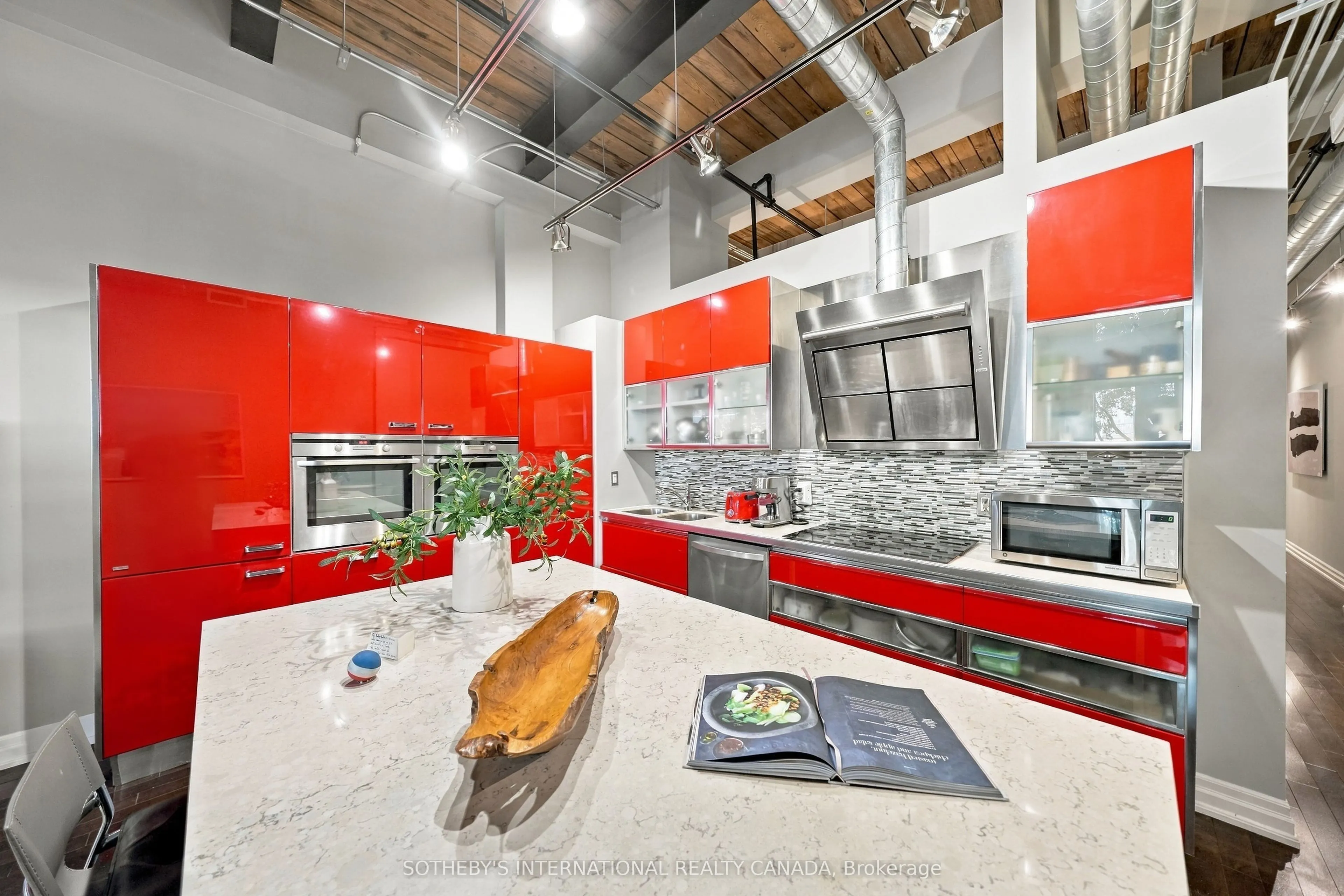 43 Hanna Avenue #103