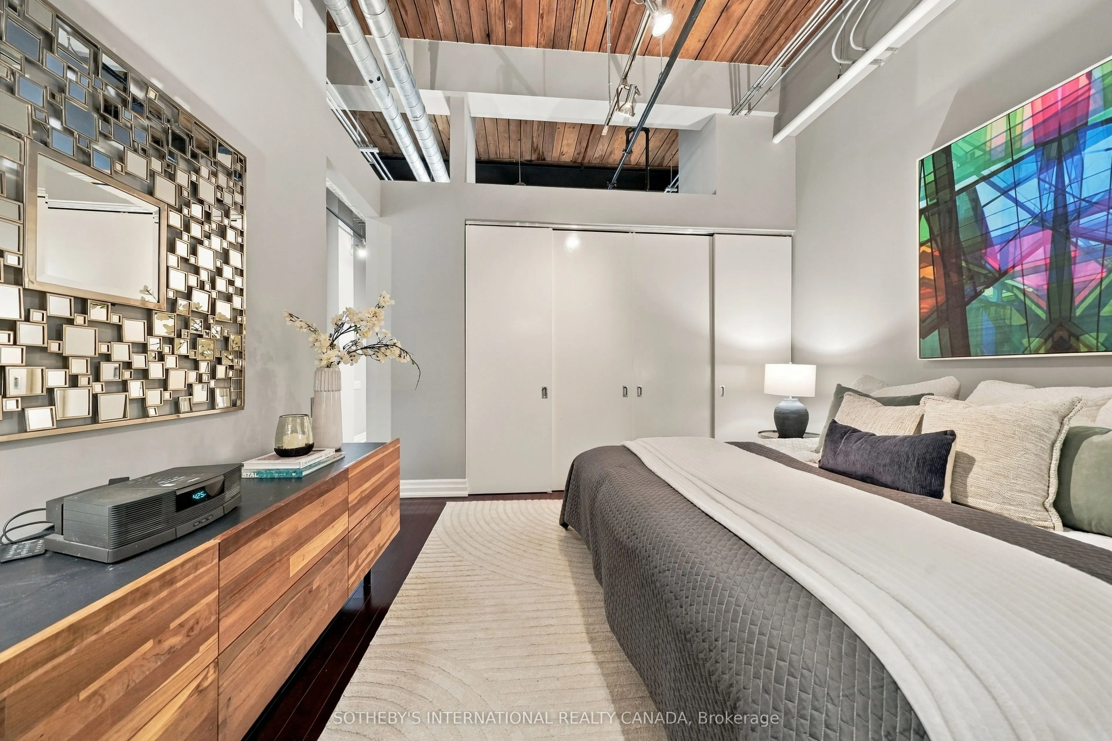 43 Hanna Avenue #103