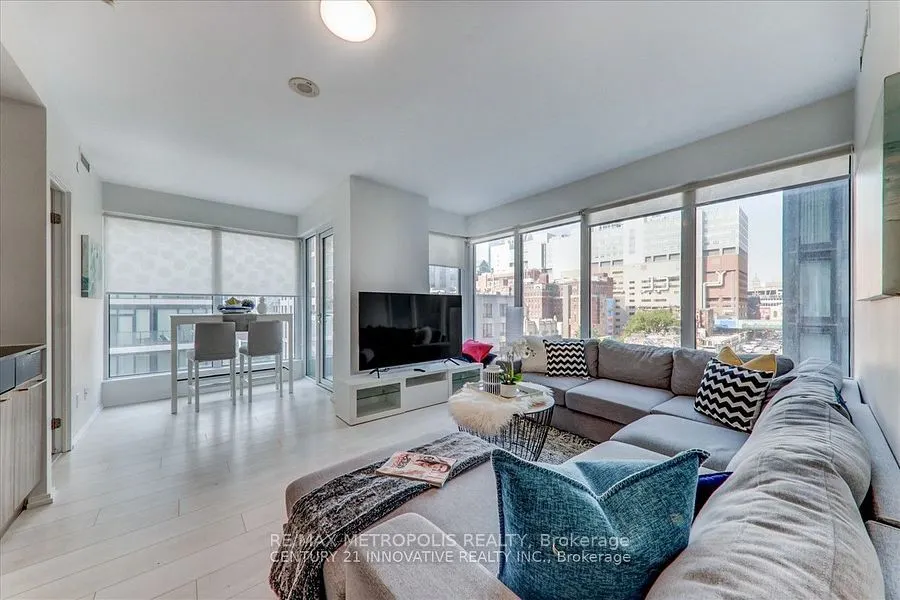 68 Shuter Street #605