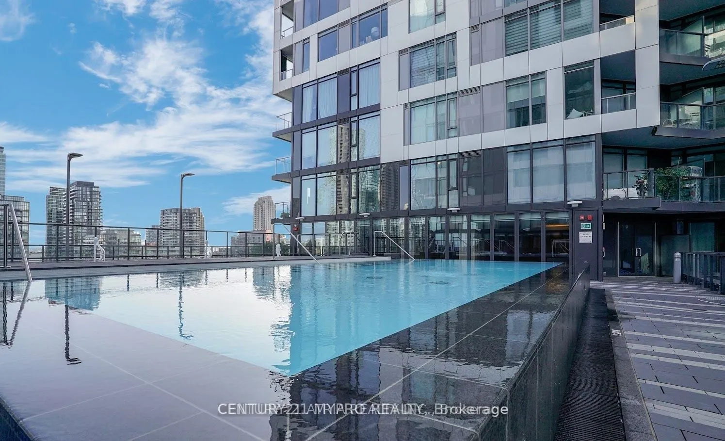 27 Bathurst Street #901W