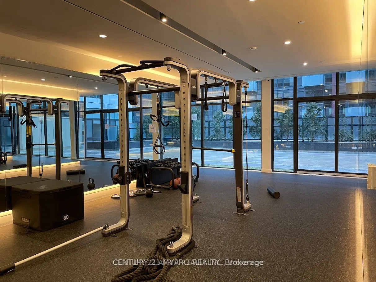 27 Bathurst Street #901W