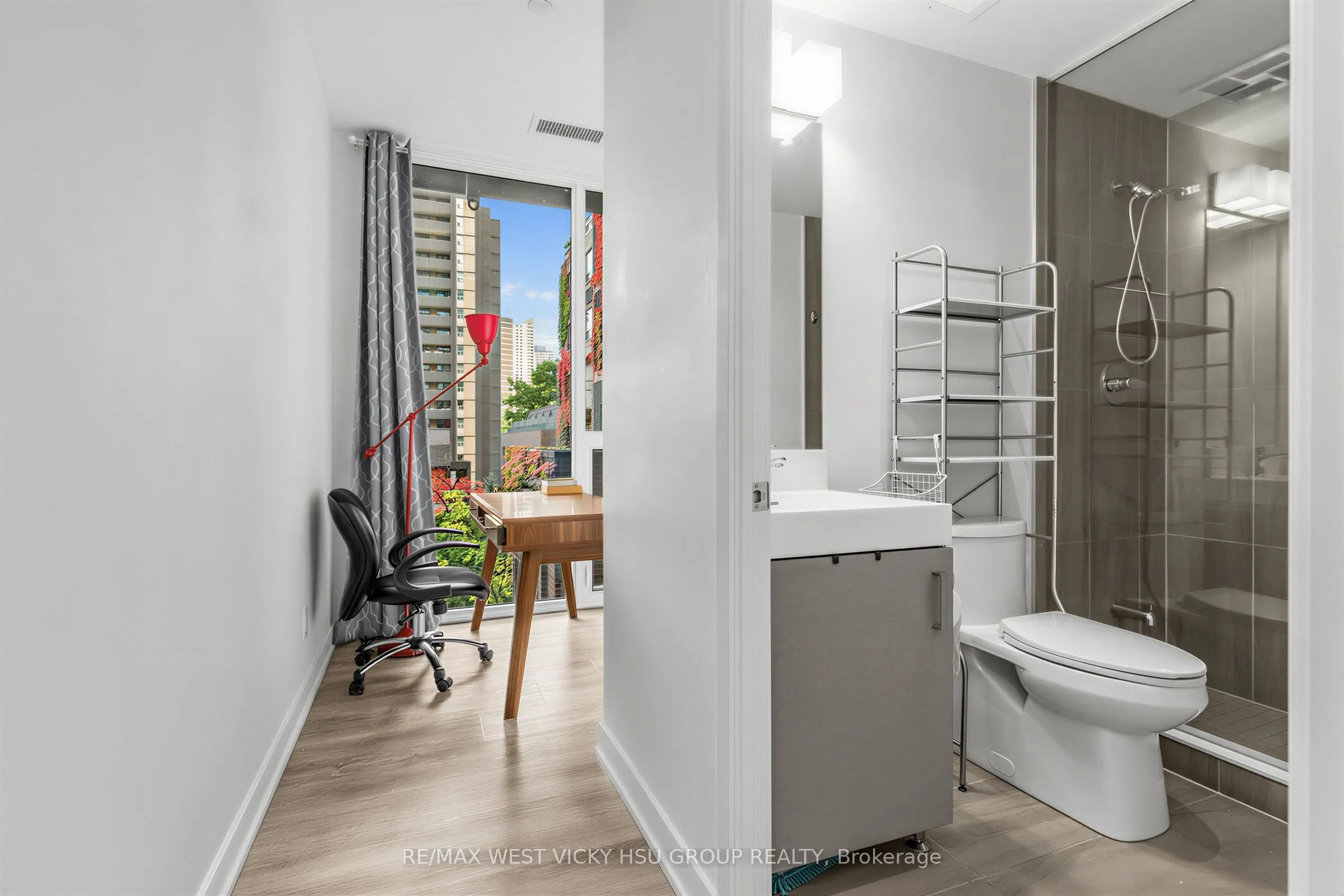 17 Dundonald Street #305