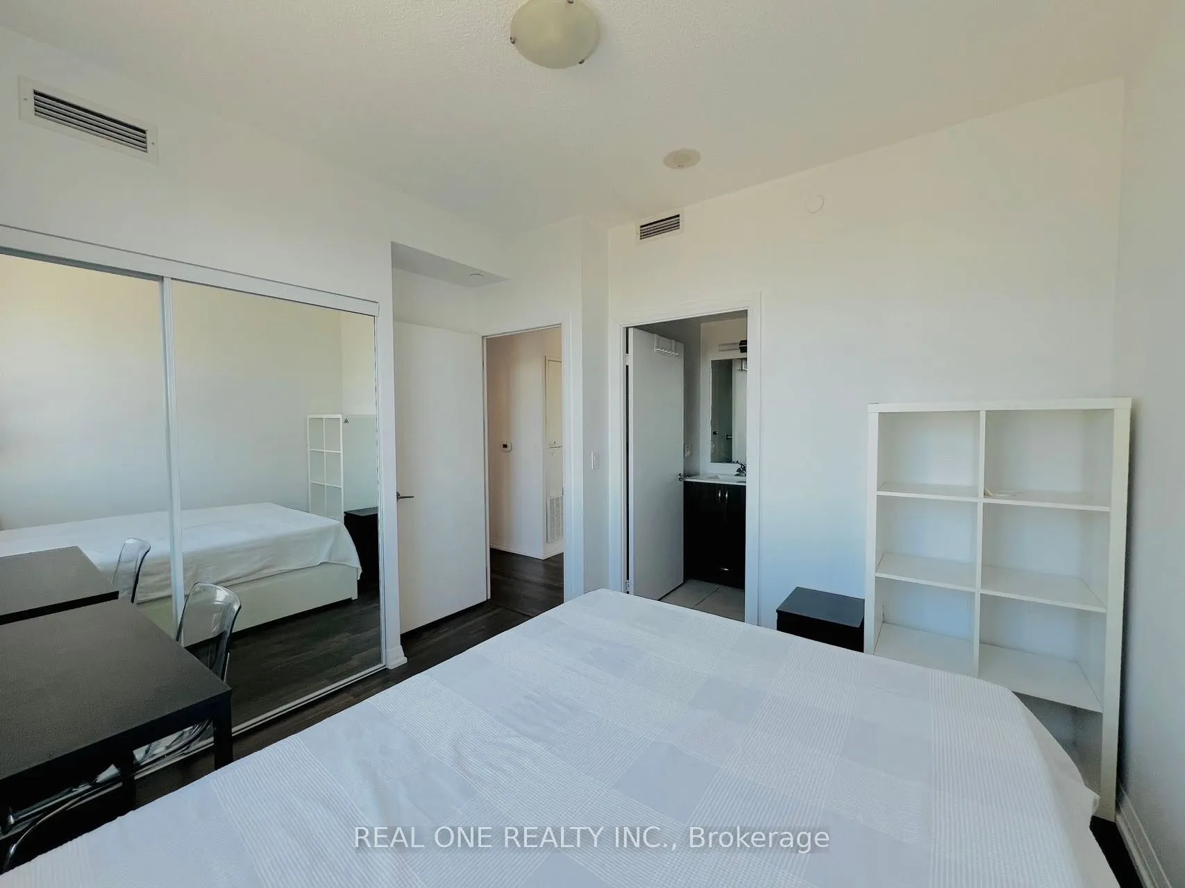 55 Ann O'reilly Road #1908