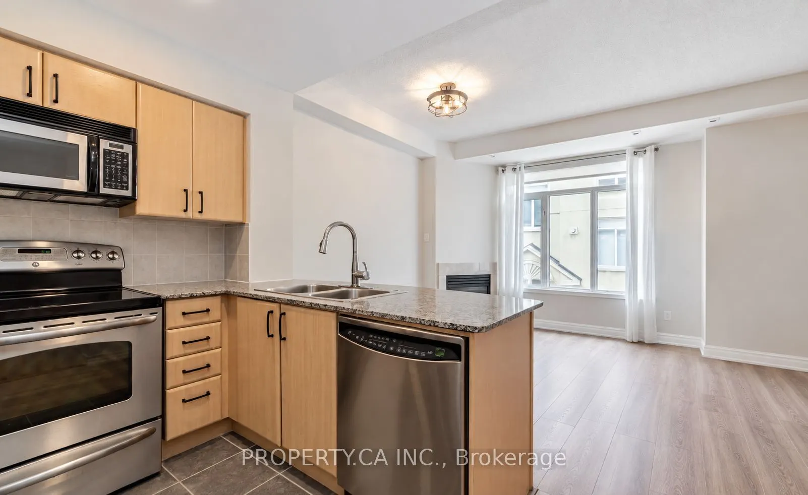 28 Stadium Road #178