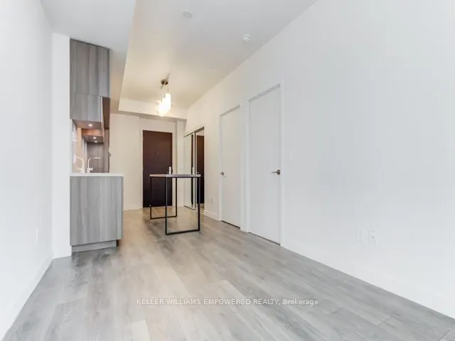 8 Eglinton Avenue E #2103