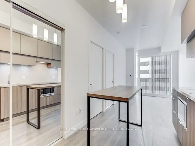 8 Eglinton Avenue E #2103