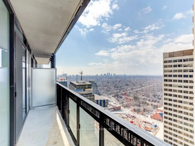 8 Eglinton Avenue E #2103