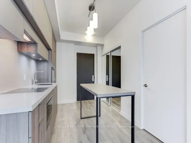 8 Eglinton Avenue E #2103