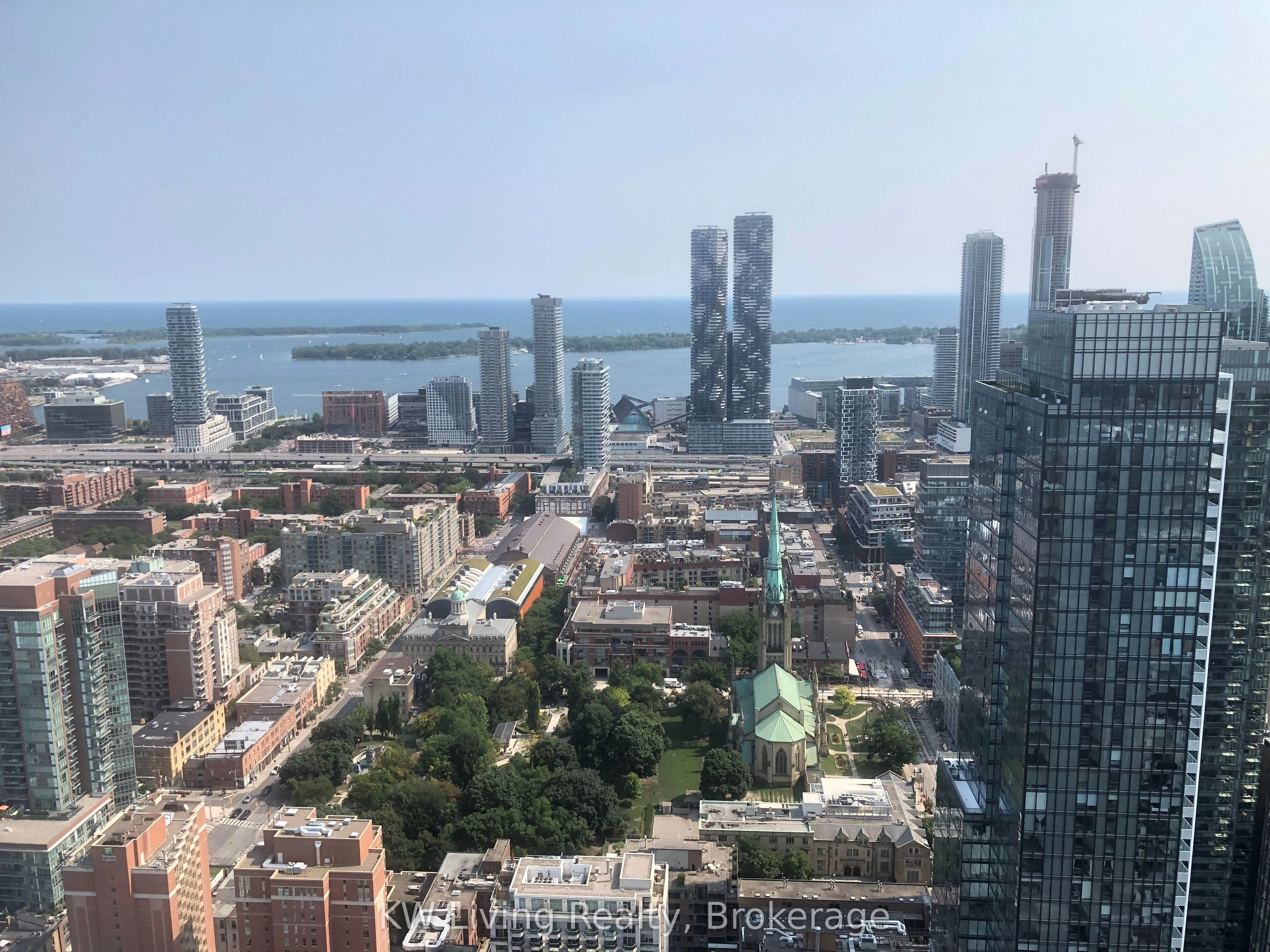 88 Queen Street E #5609