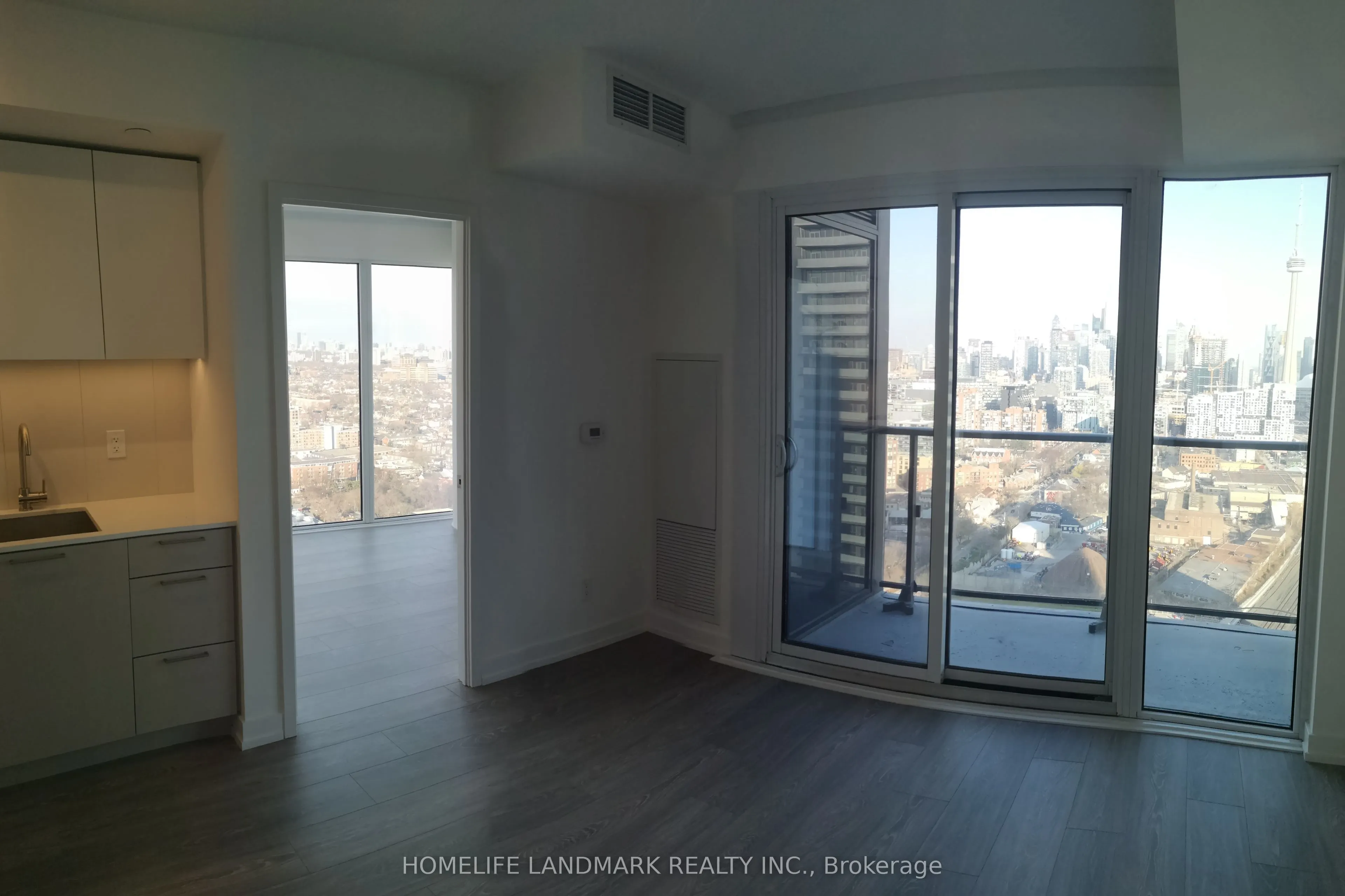 19 Western Battery Road #3319