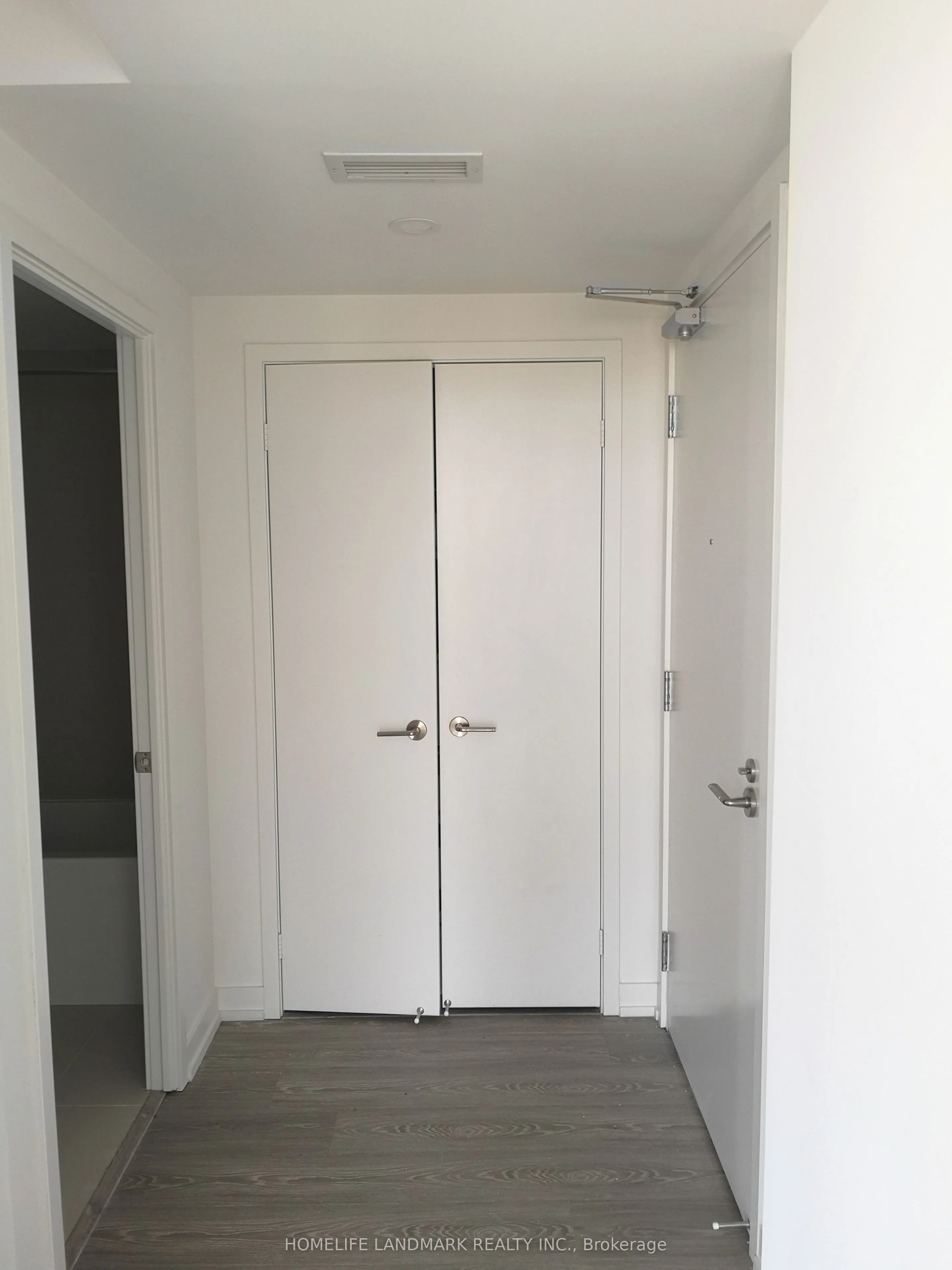 19 Western Battery Road #3319