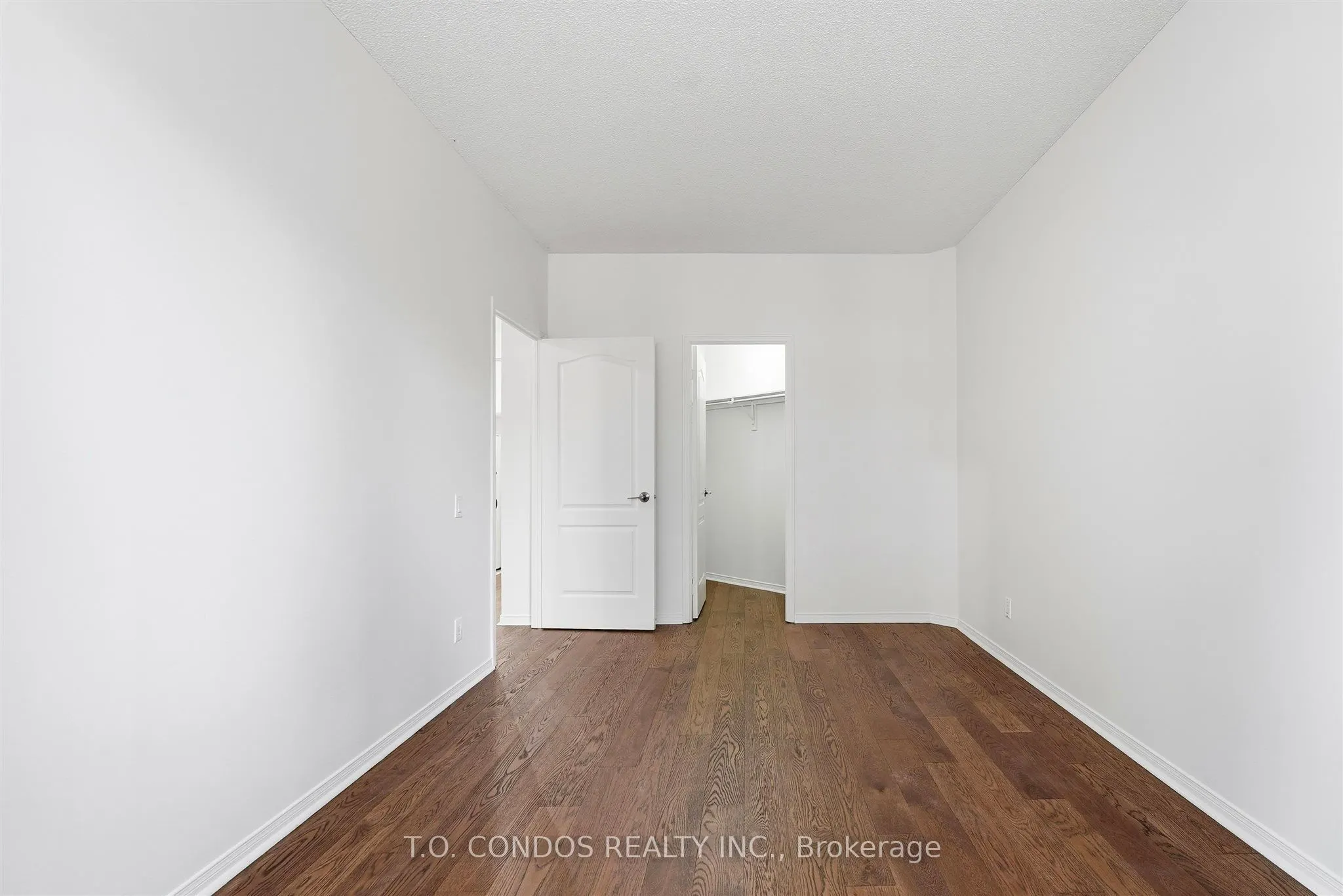 555 Yonge Street #304
