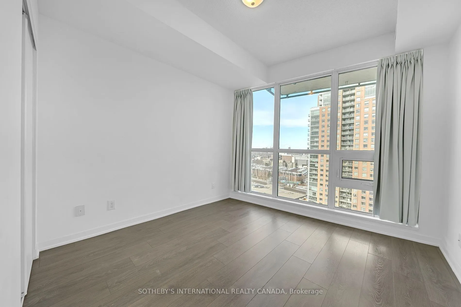 150 East Liberty Street #1616