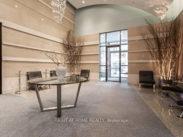 23 Hollywood Avenue #2501