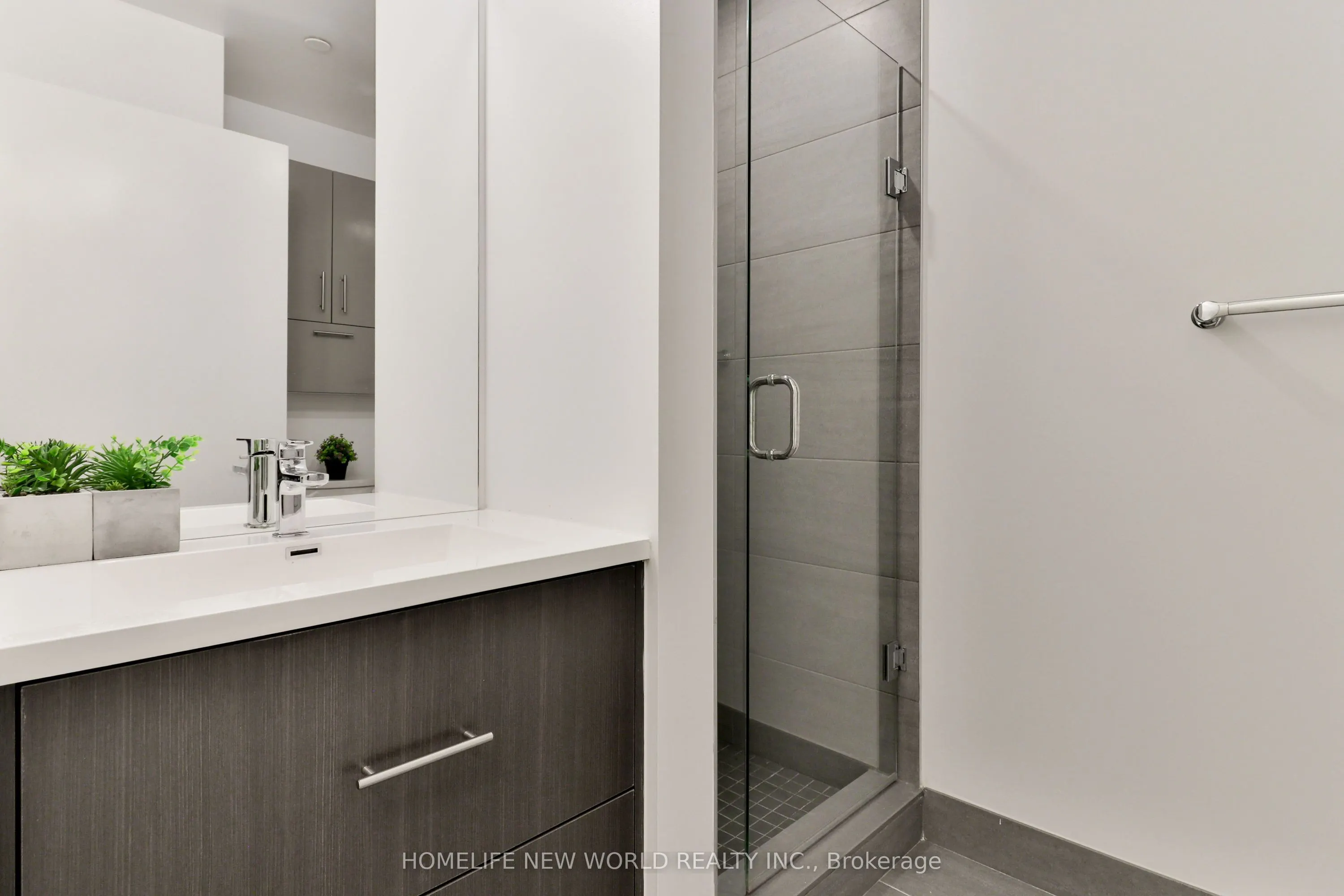 188 Fairview Mall Drive #215
