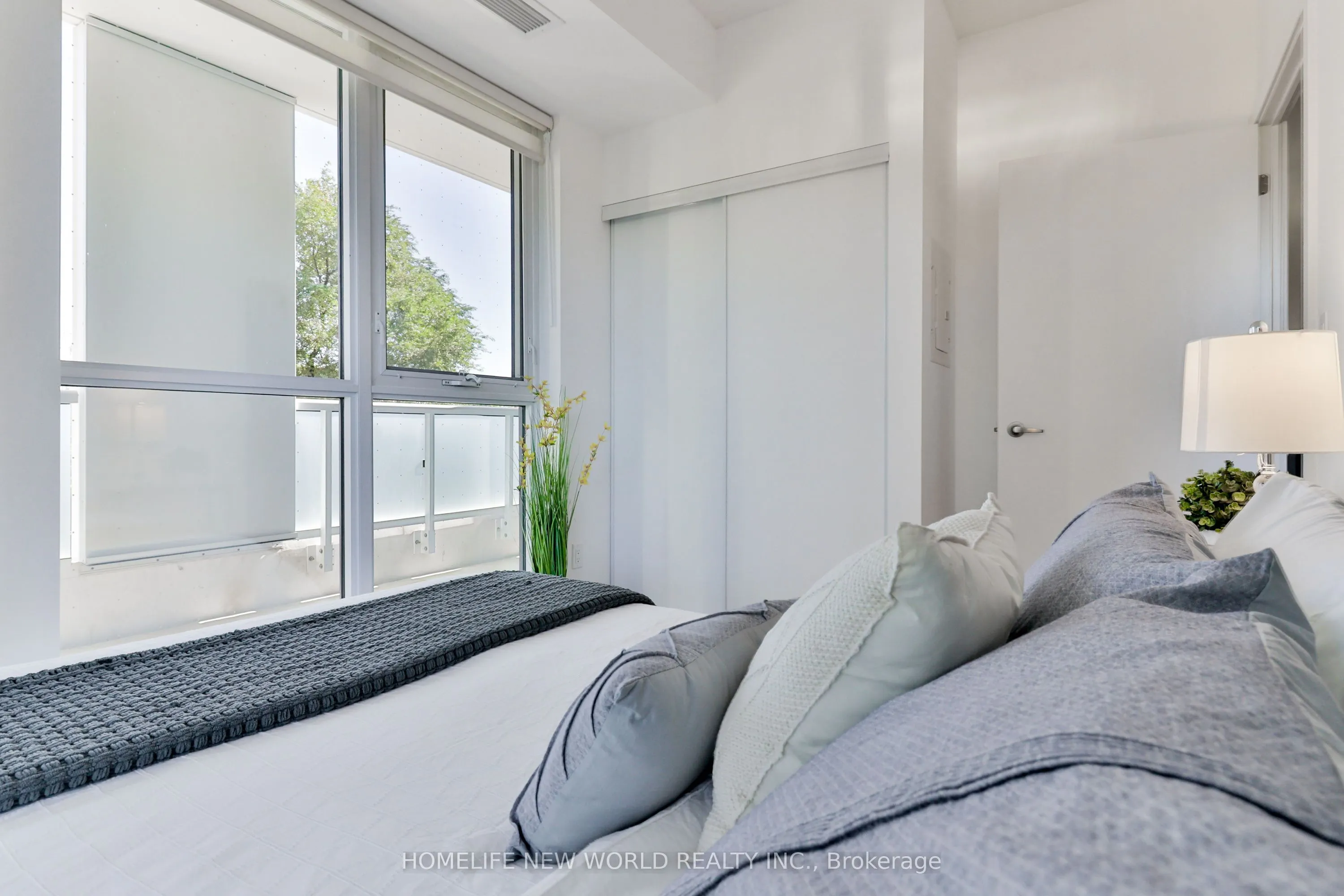 188 Fairview Mall Drive #215