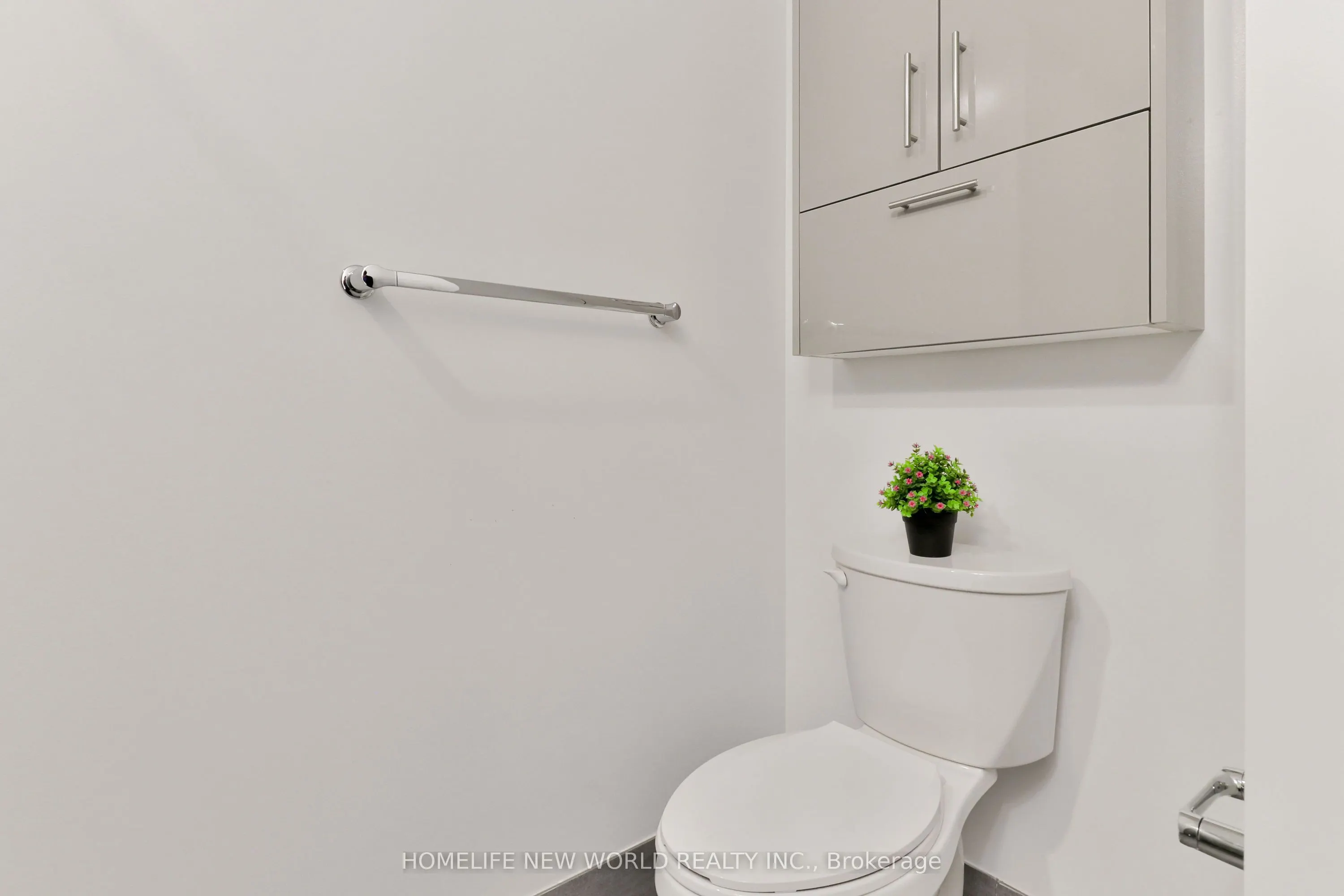 188 Fairview Mall Drive #215
