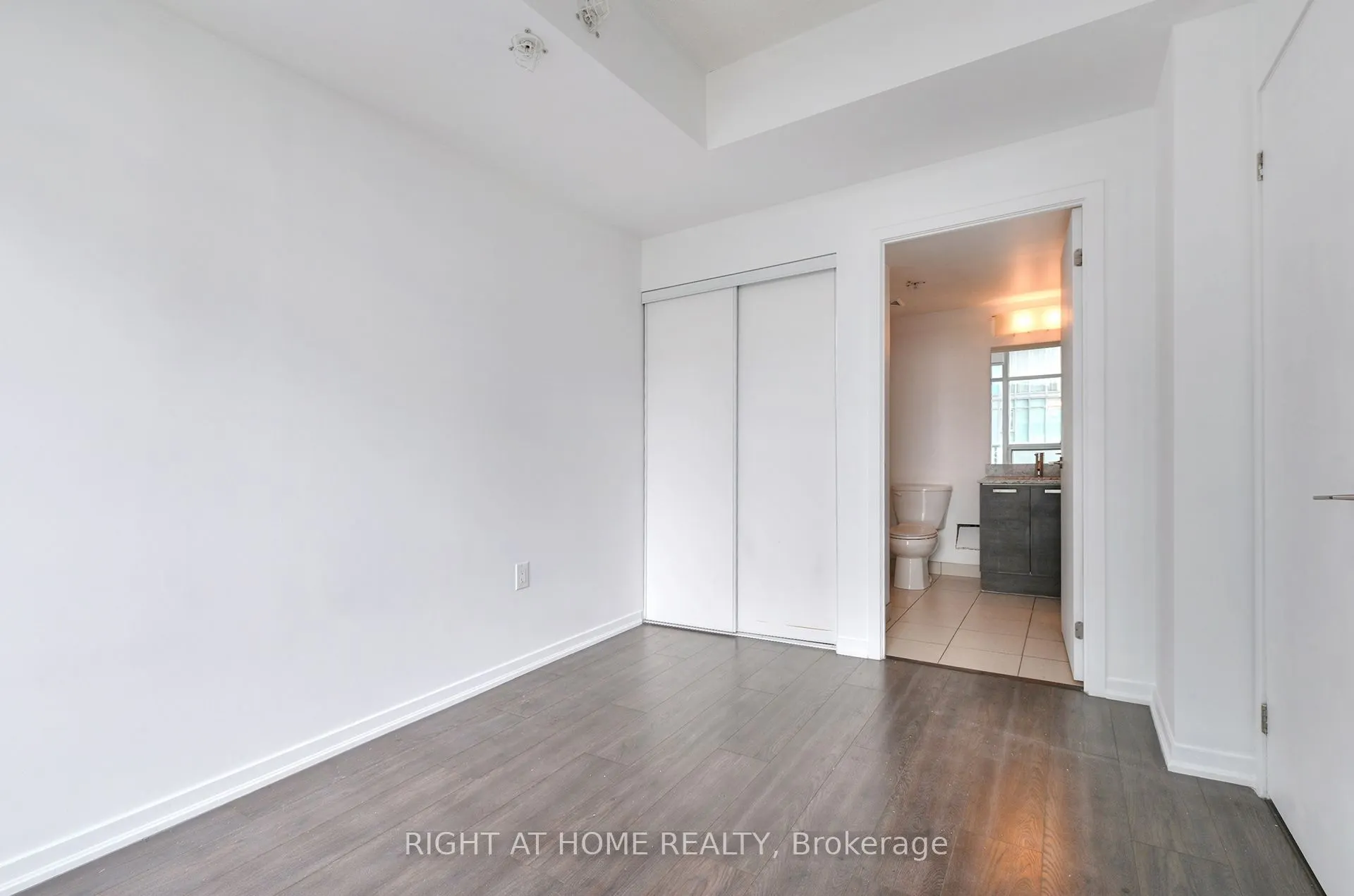 36 Lisgar Street #1511