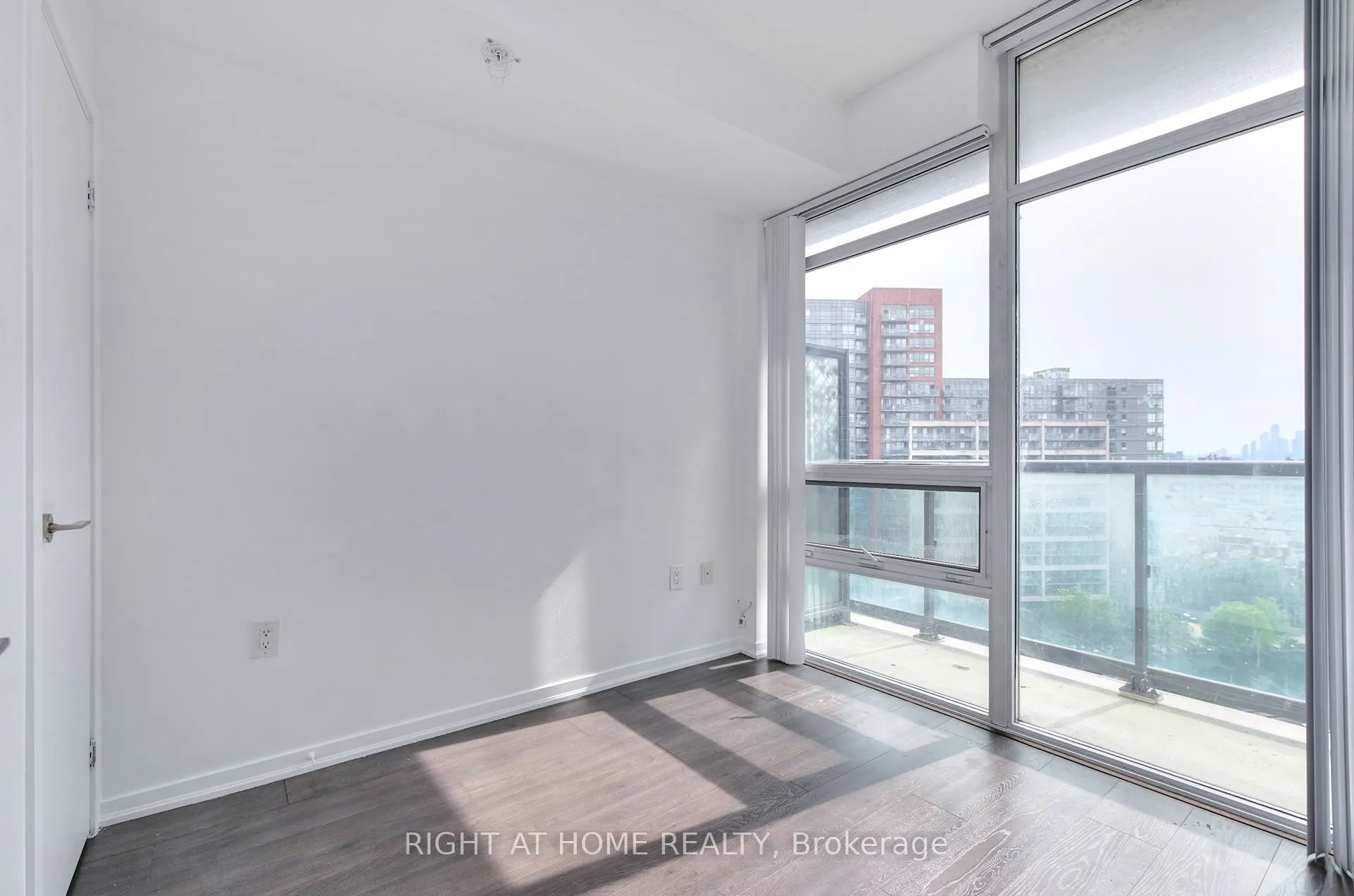 36 Lisgar Street #1511