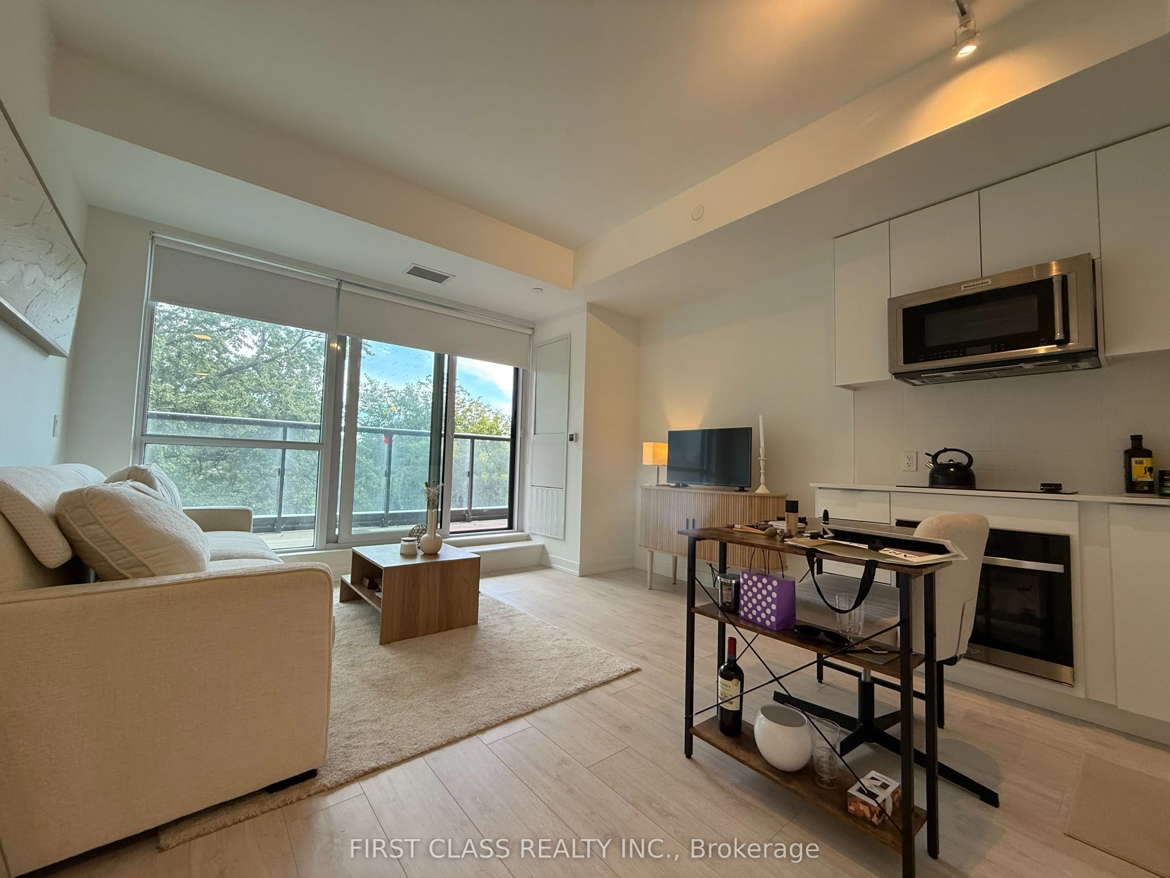 181 Sheppard Avenue E #322