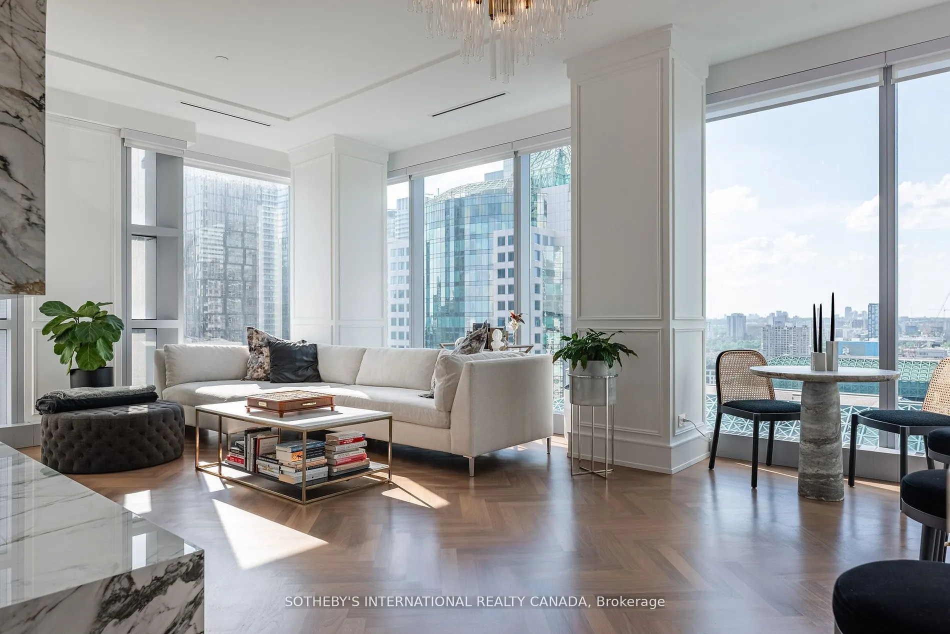 183 Wellington Street W #2301