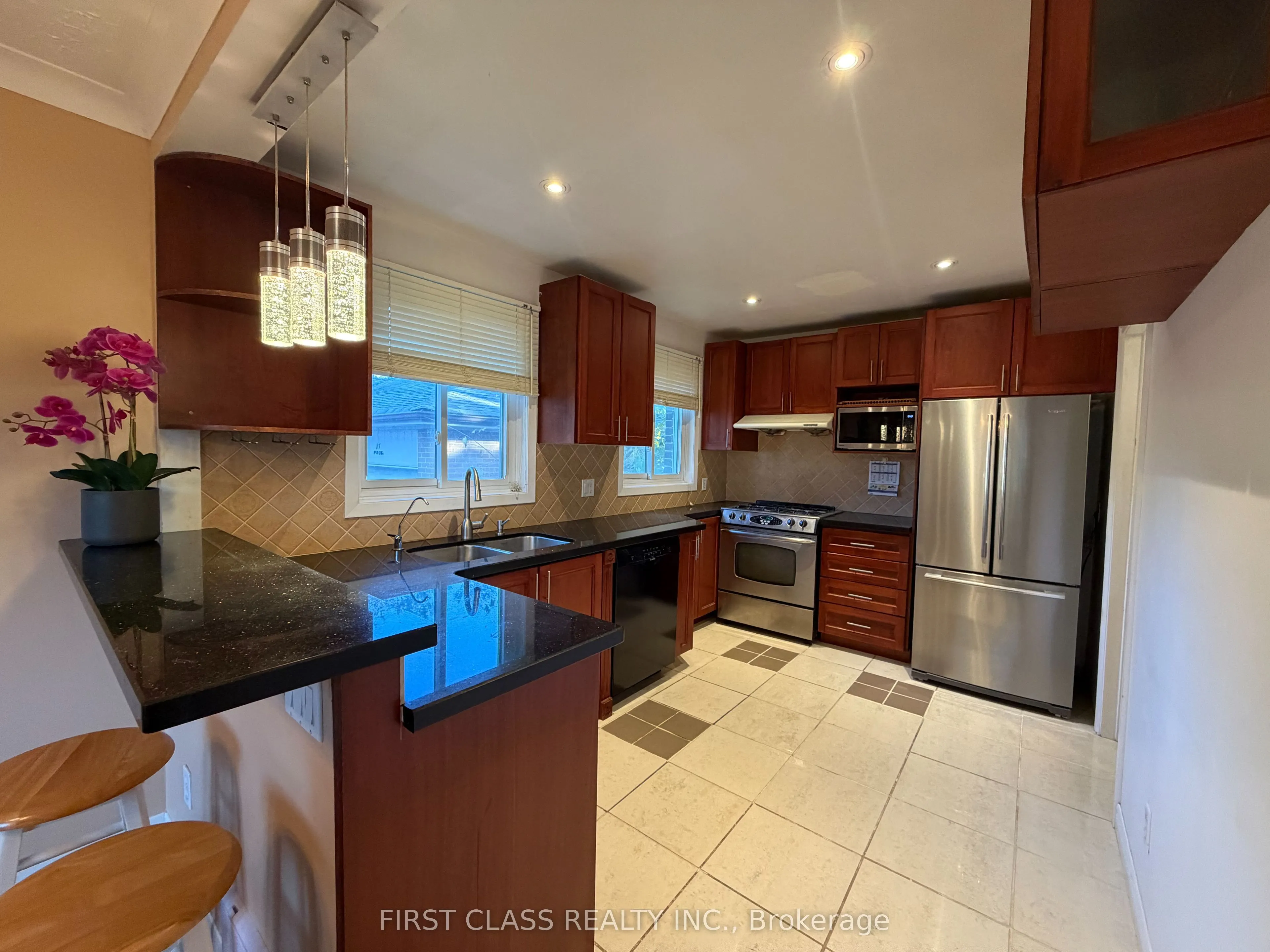 115 Mcnicoll Avenue #Main
