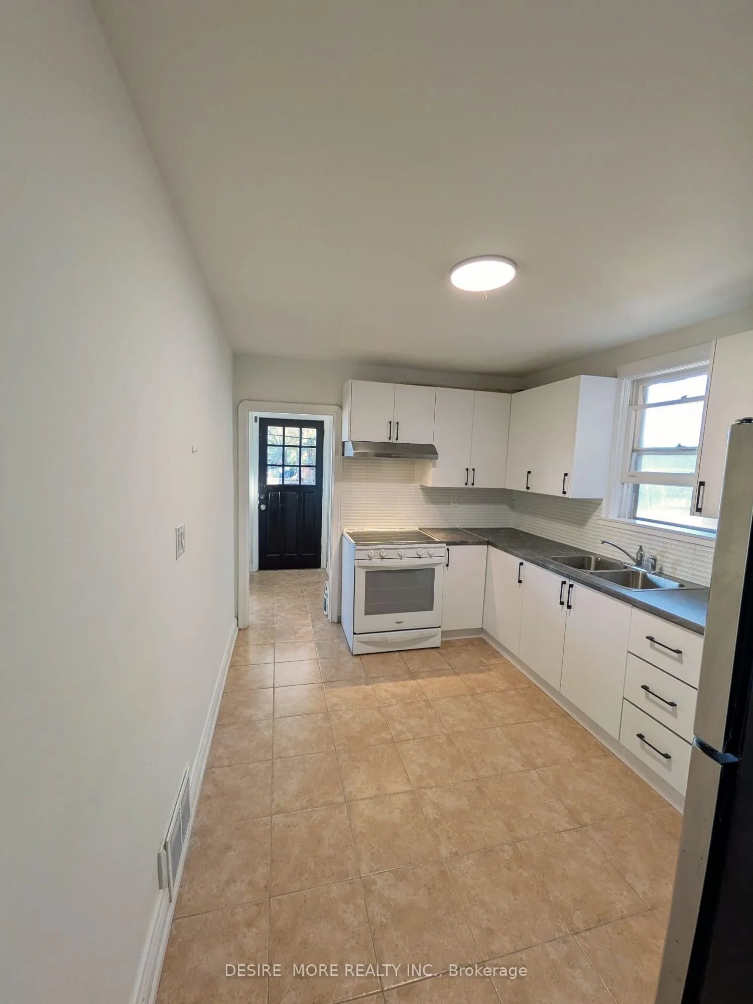 12 Ranee Avenue