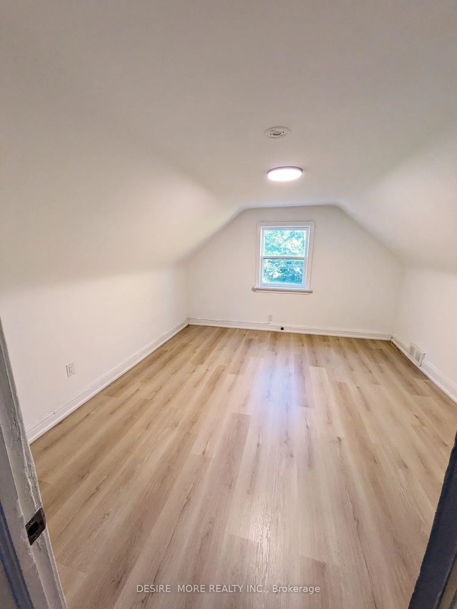 12 Ranee Avenue