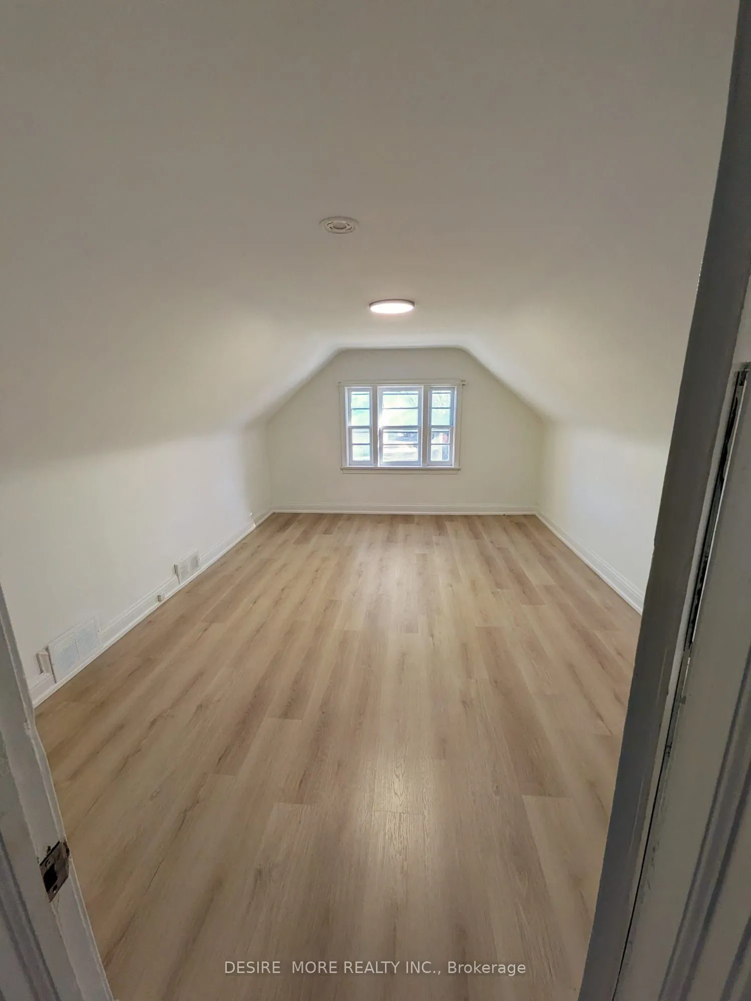 12 Ranee Avenue