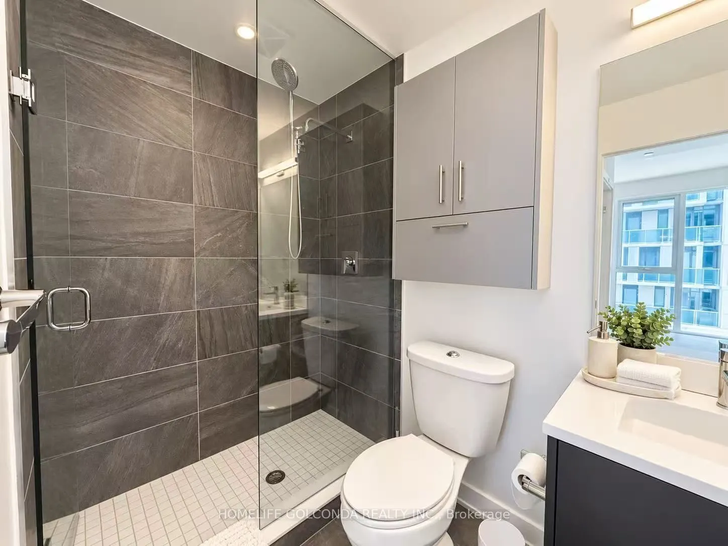 180 Fairview Mall Drive #1809