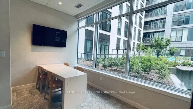 10 Oak Street #510