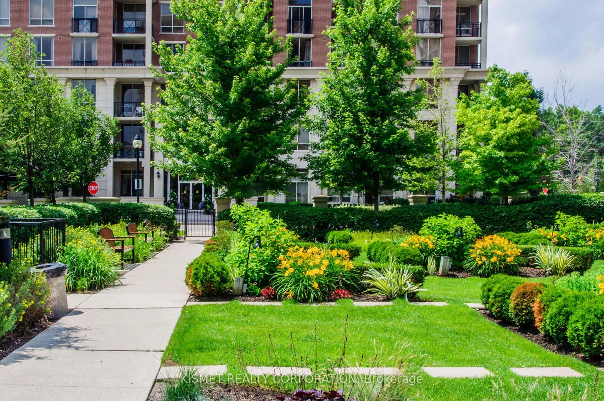 1105 Leslie Street #1207
