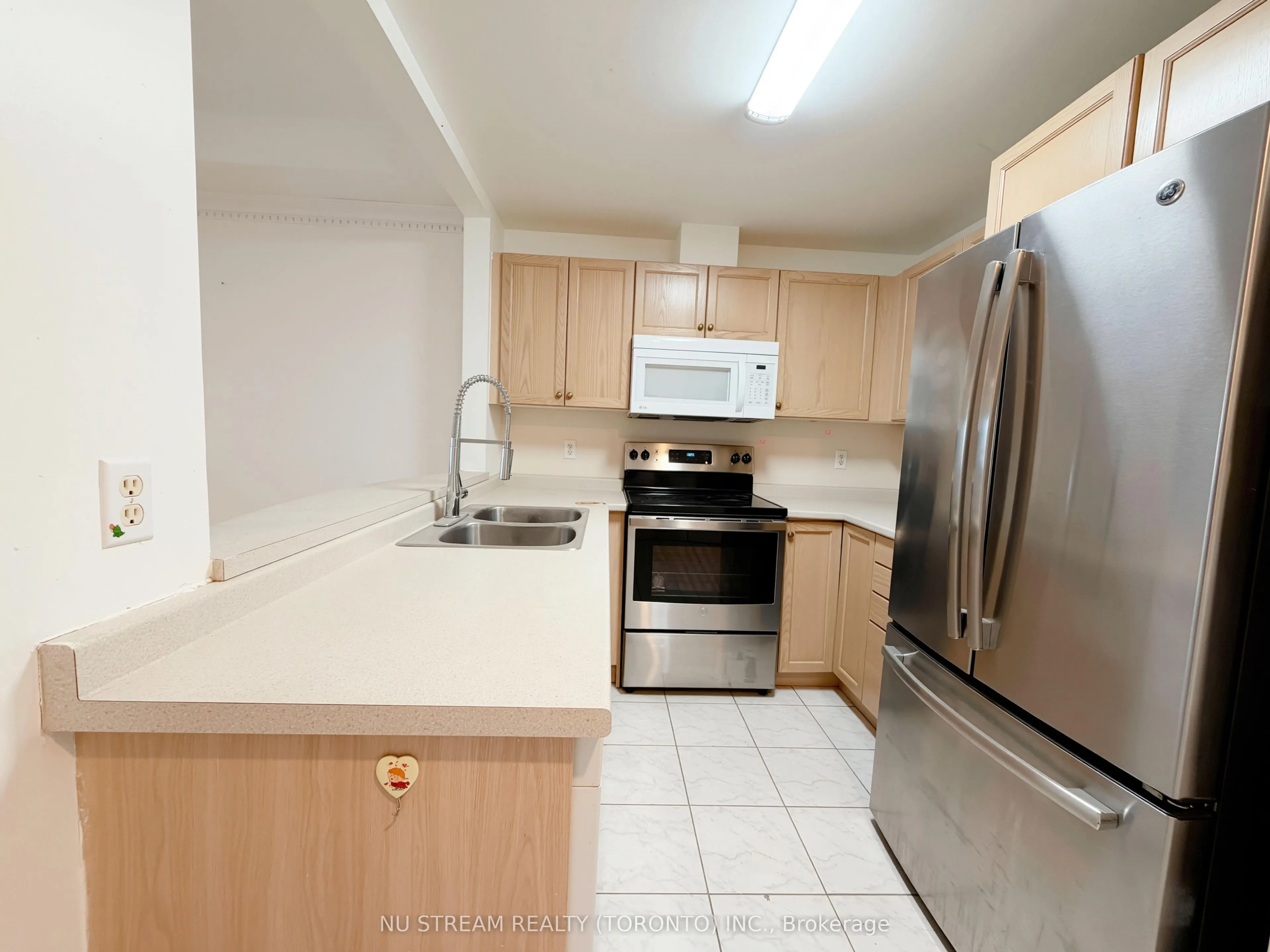 108 Finch Avenue W #A11