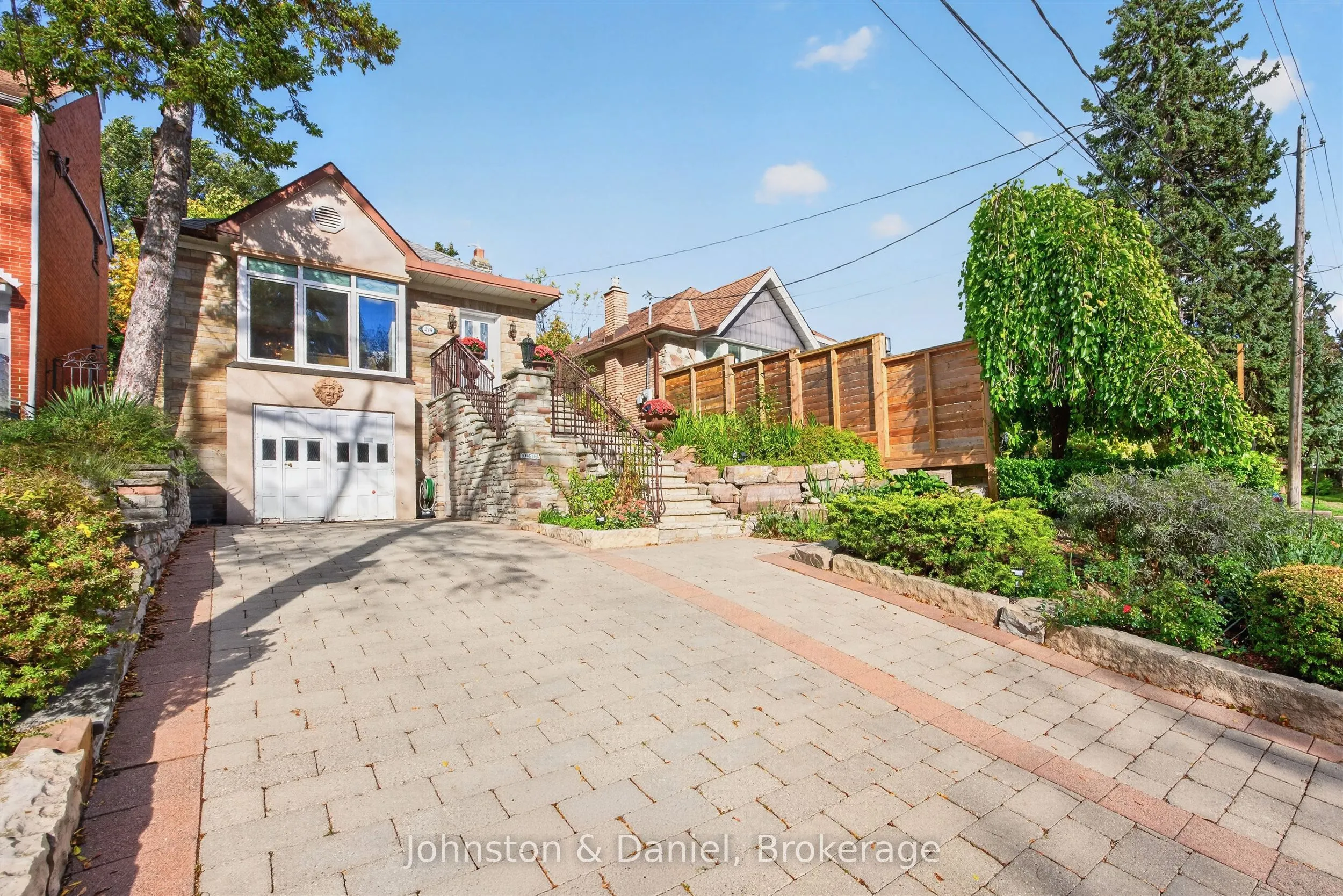 226 Chaplin Crescent