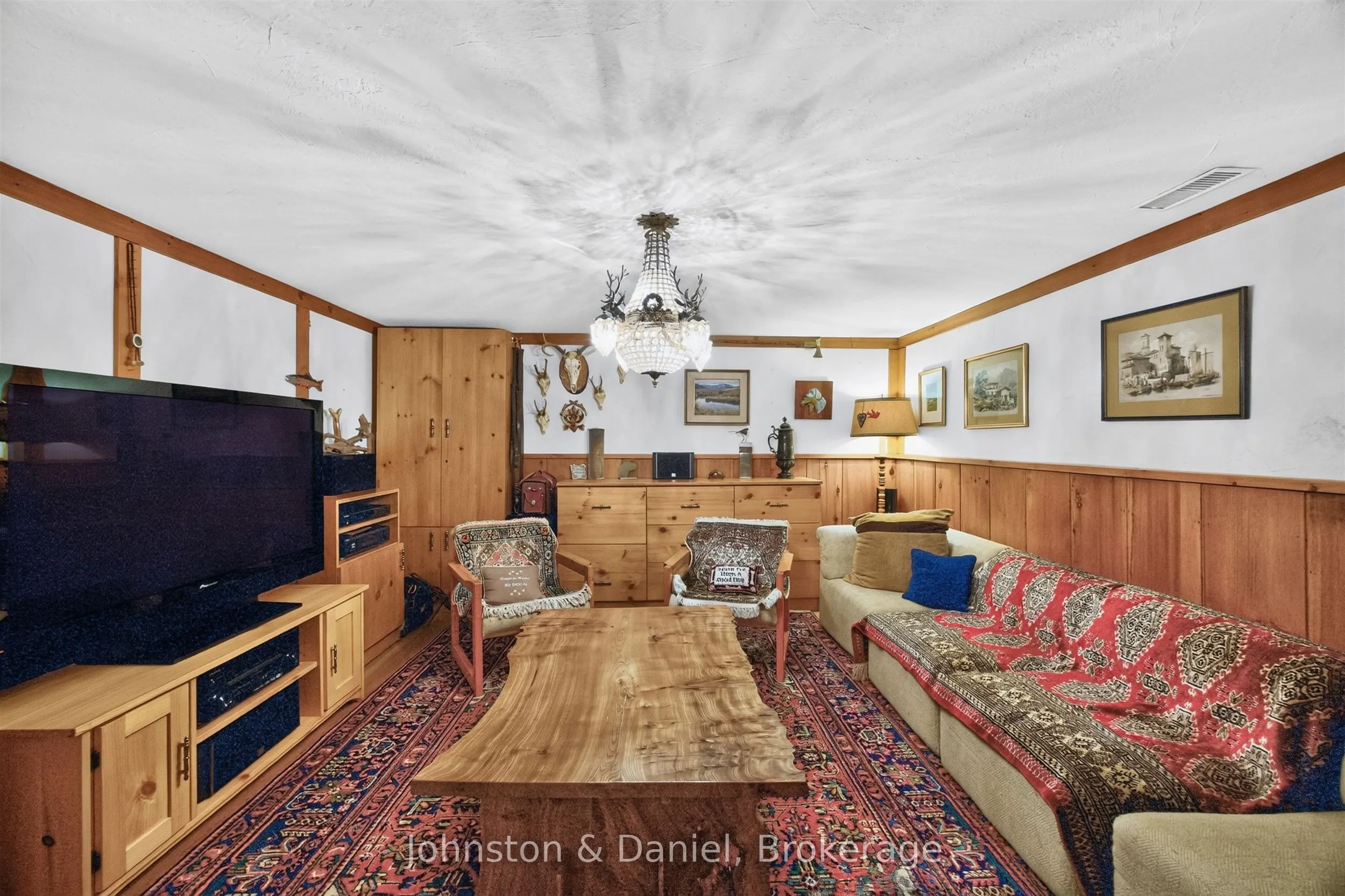 226 Chaplin Crescent