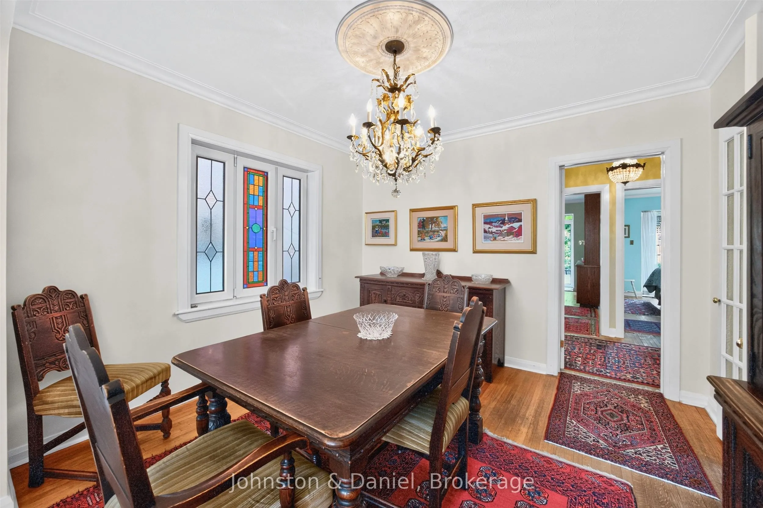 226 Chaplin Crescent