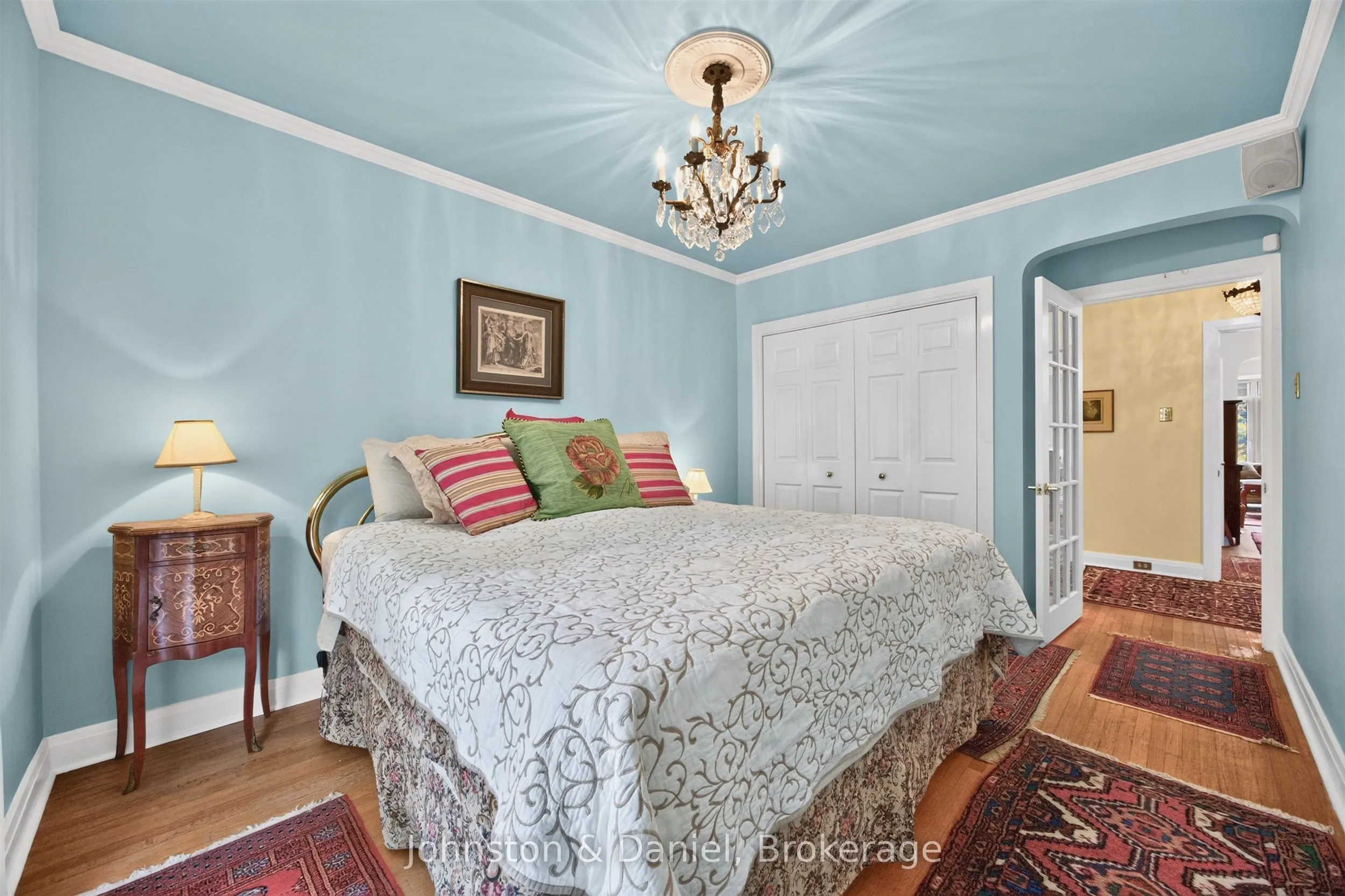 226 Chaplin Crescent